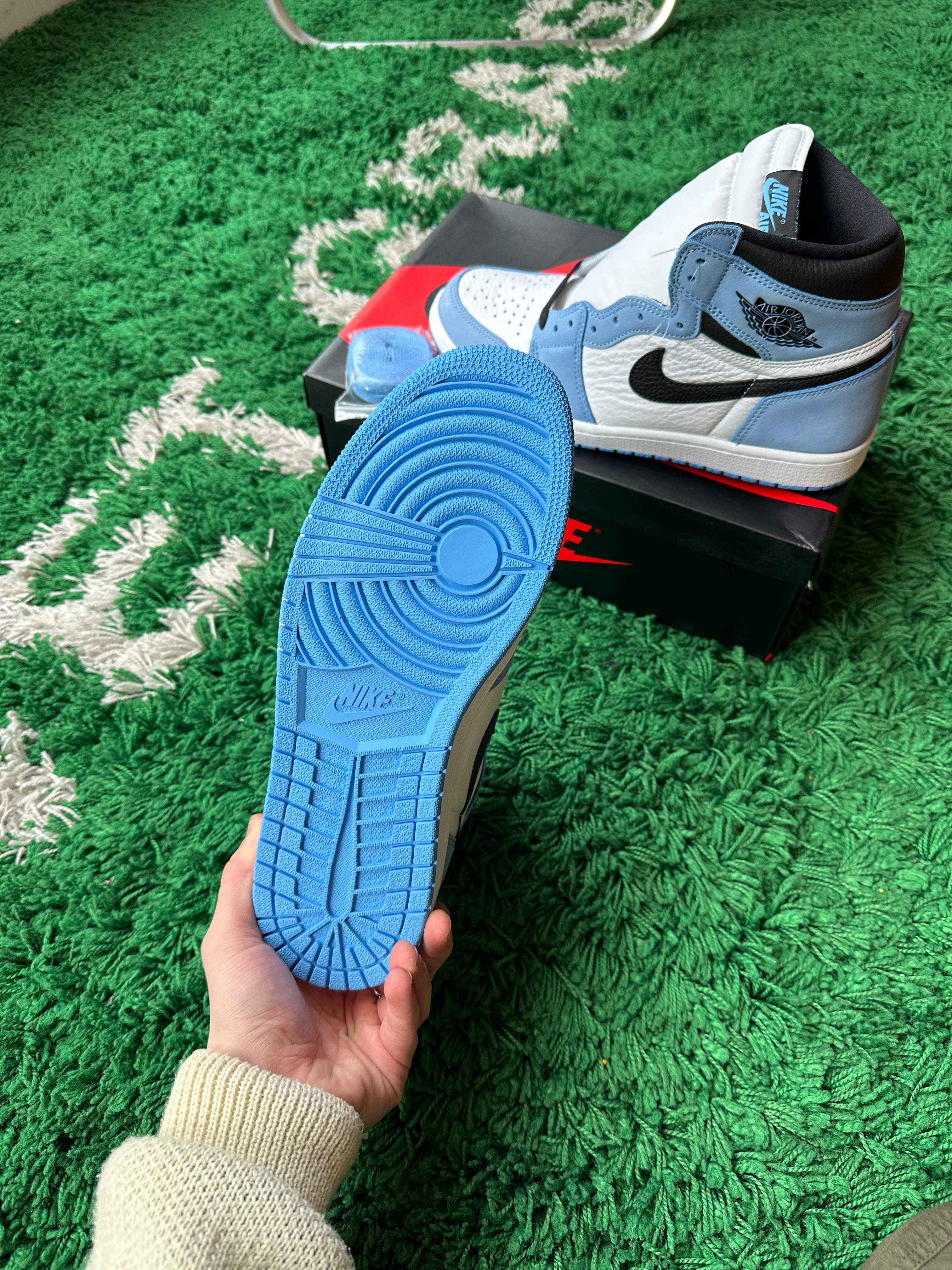 Jordan 1 High “University Blue”