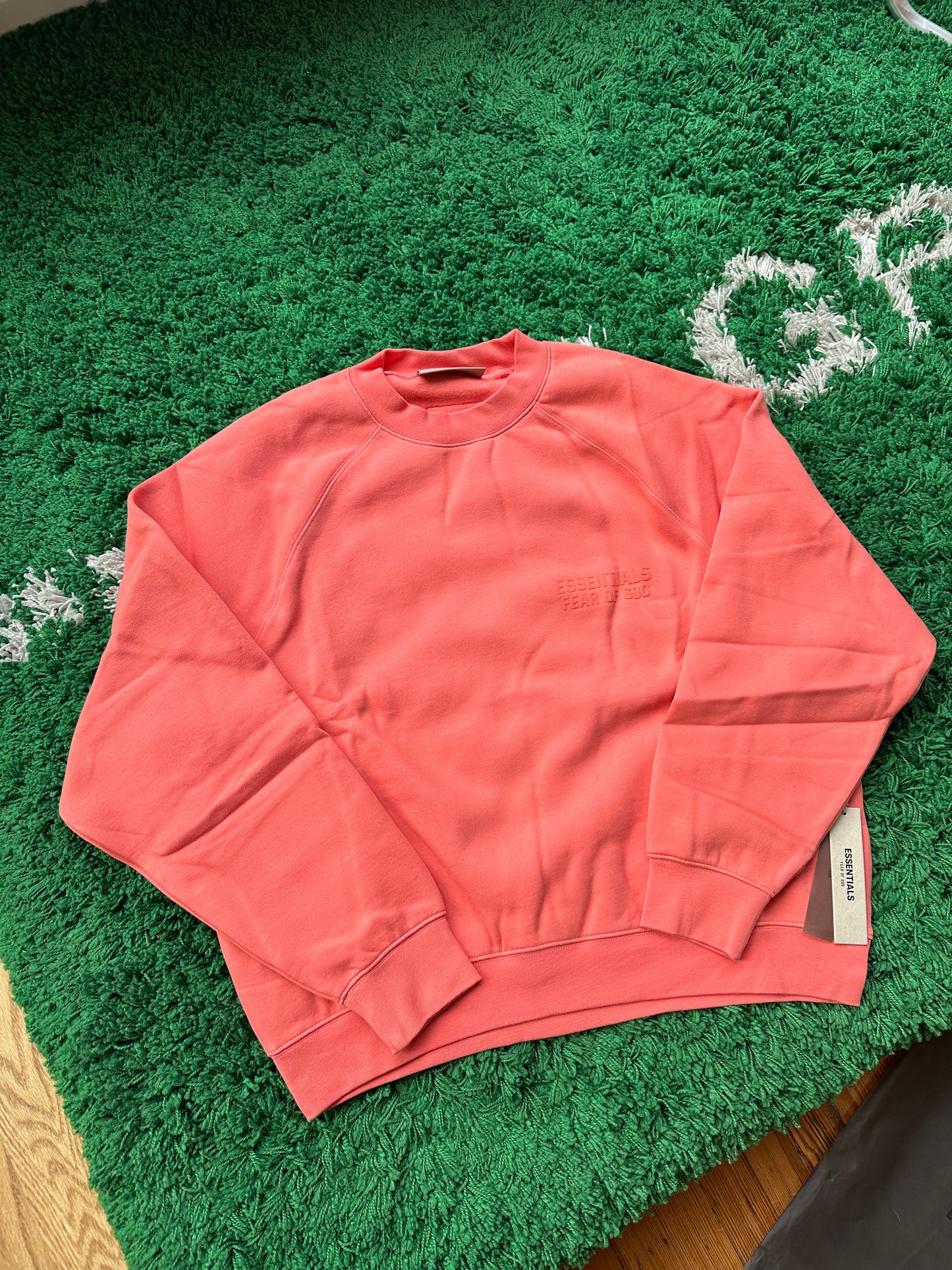 Essentials Crewneck “Coral”