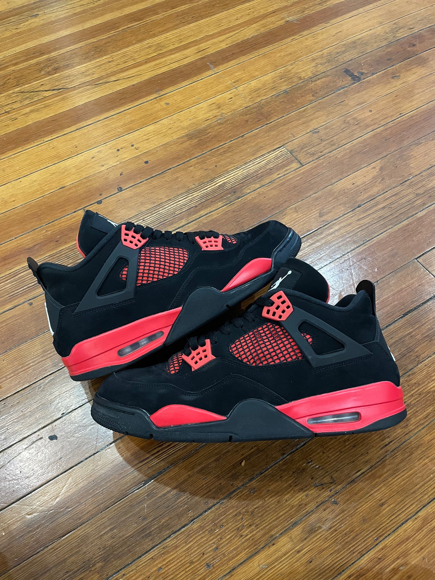Jordan 4 “Red Thunder”