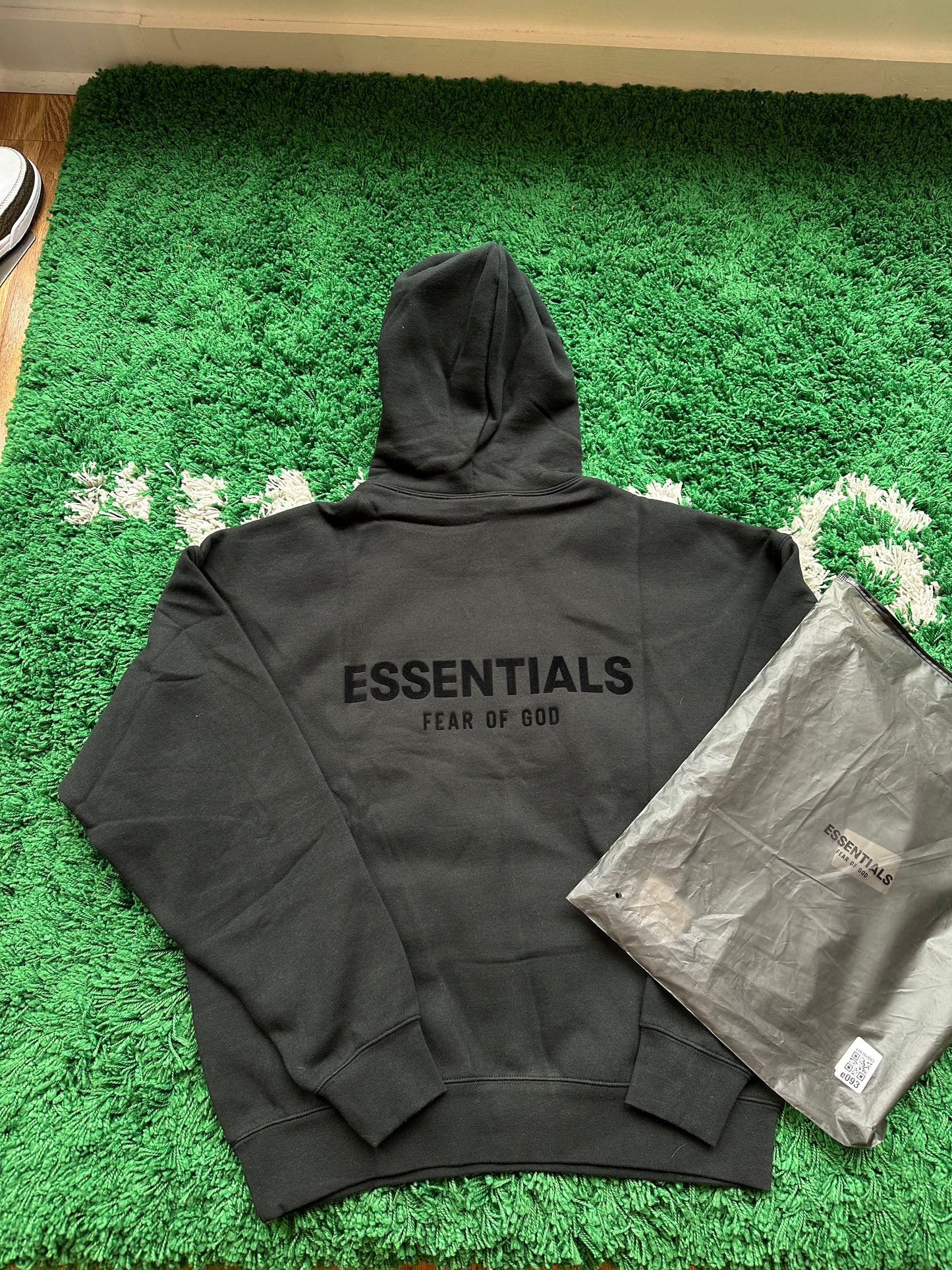 Essentials Hoodie “Black”