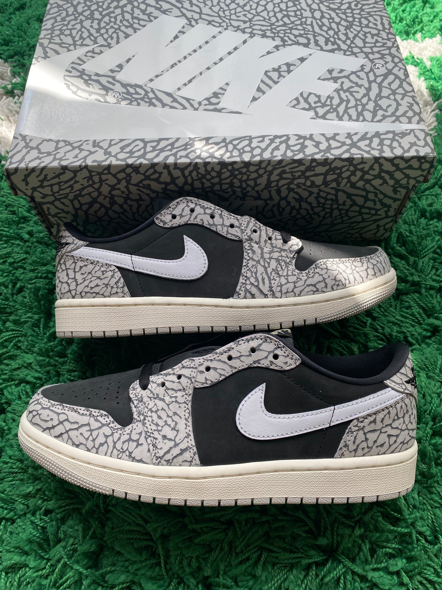 Jordan 1 Low “Black Cement”