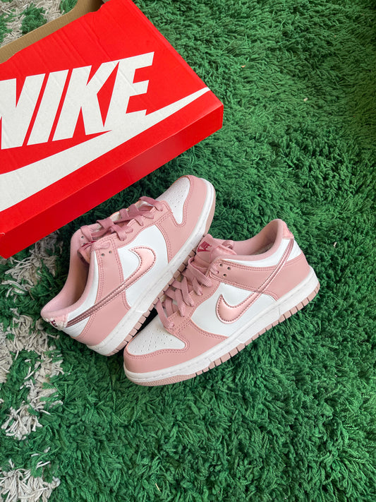 Nike Dunk Low “Pink Velvet”