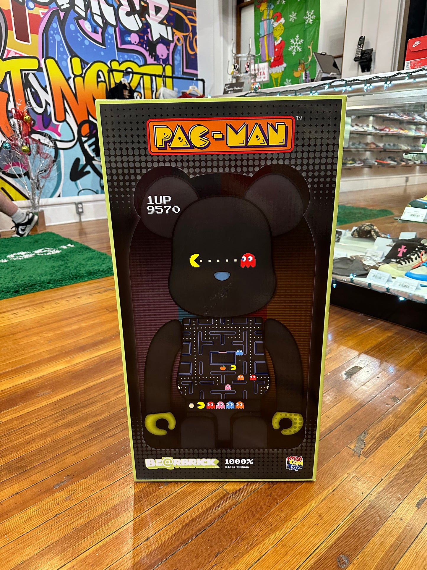 Bearbrick 1000% “PAC-MAN”