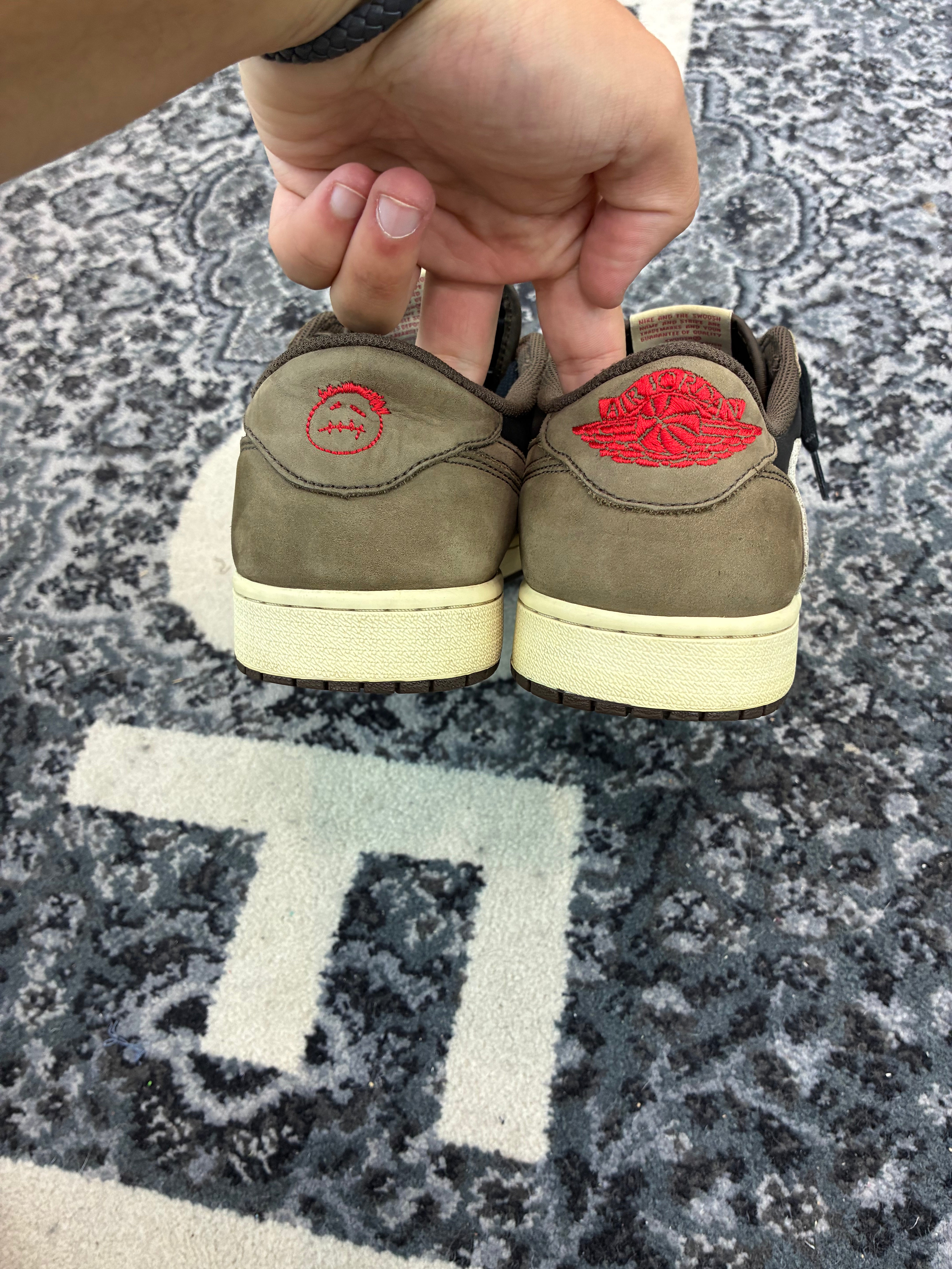 Jordan 1 Low X Travis Scott “OG Mocha”