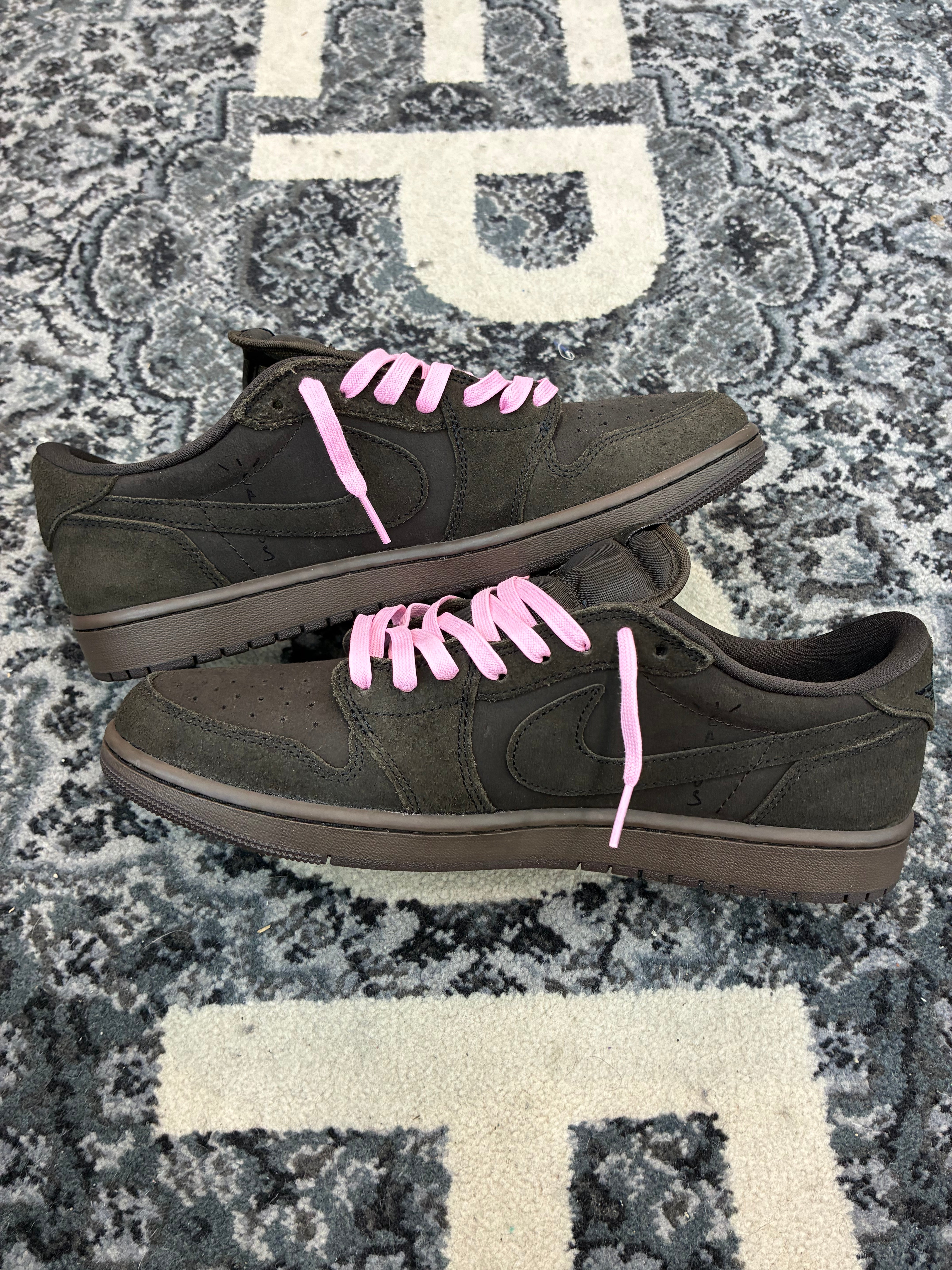 Jordan 1 Low X Travis Scott “Velvet Brown”