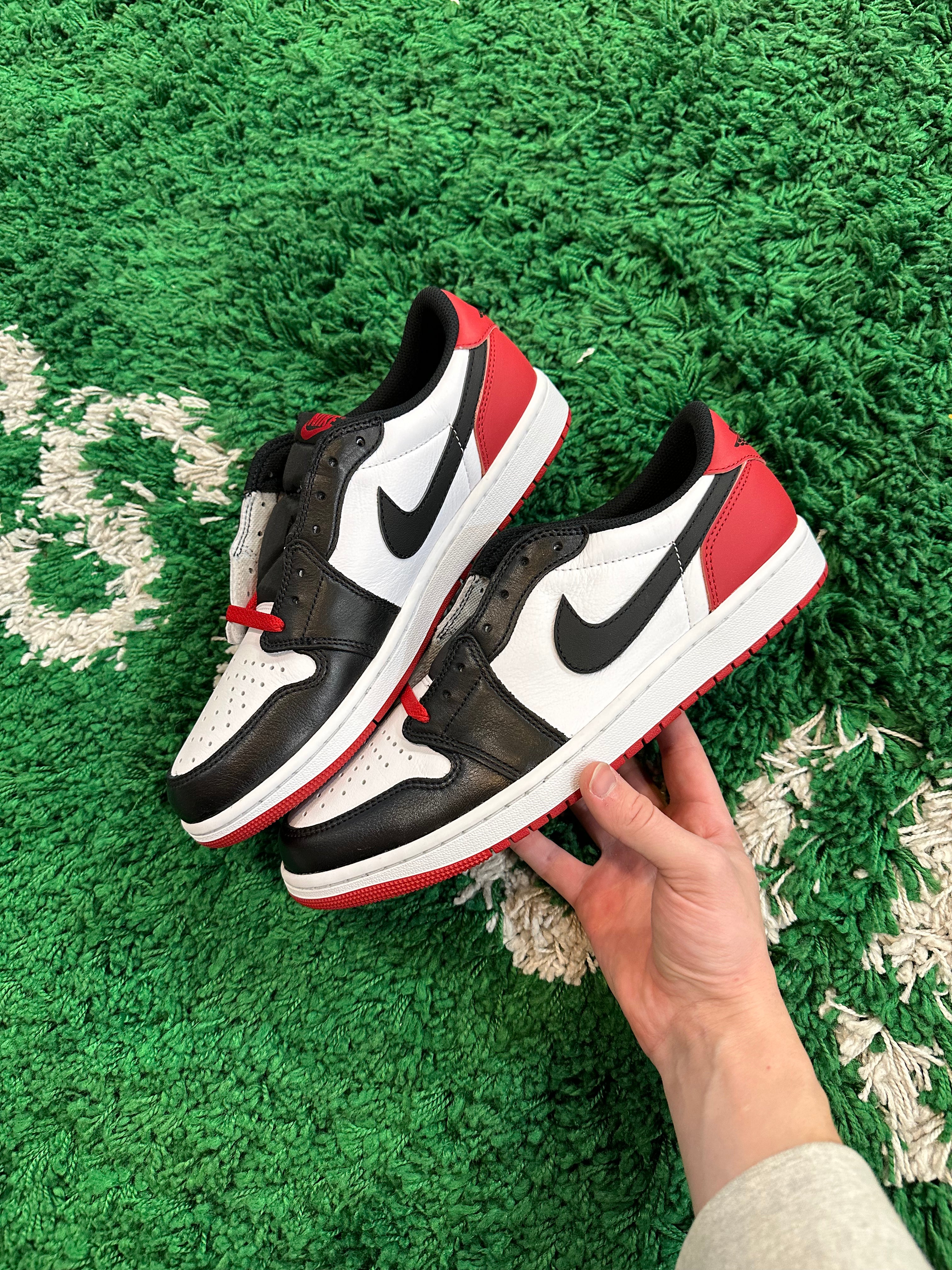 Jordan 1 Low “Black Toe”