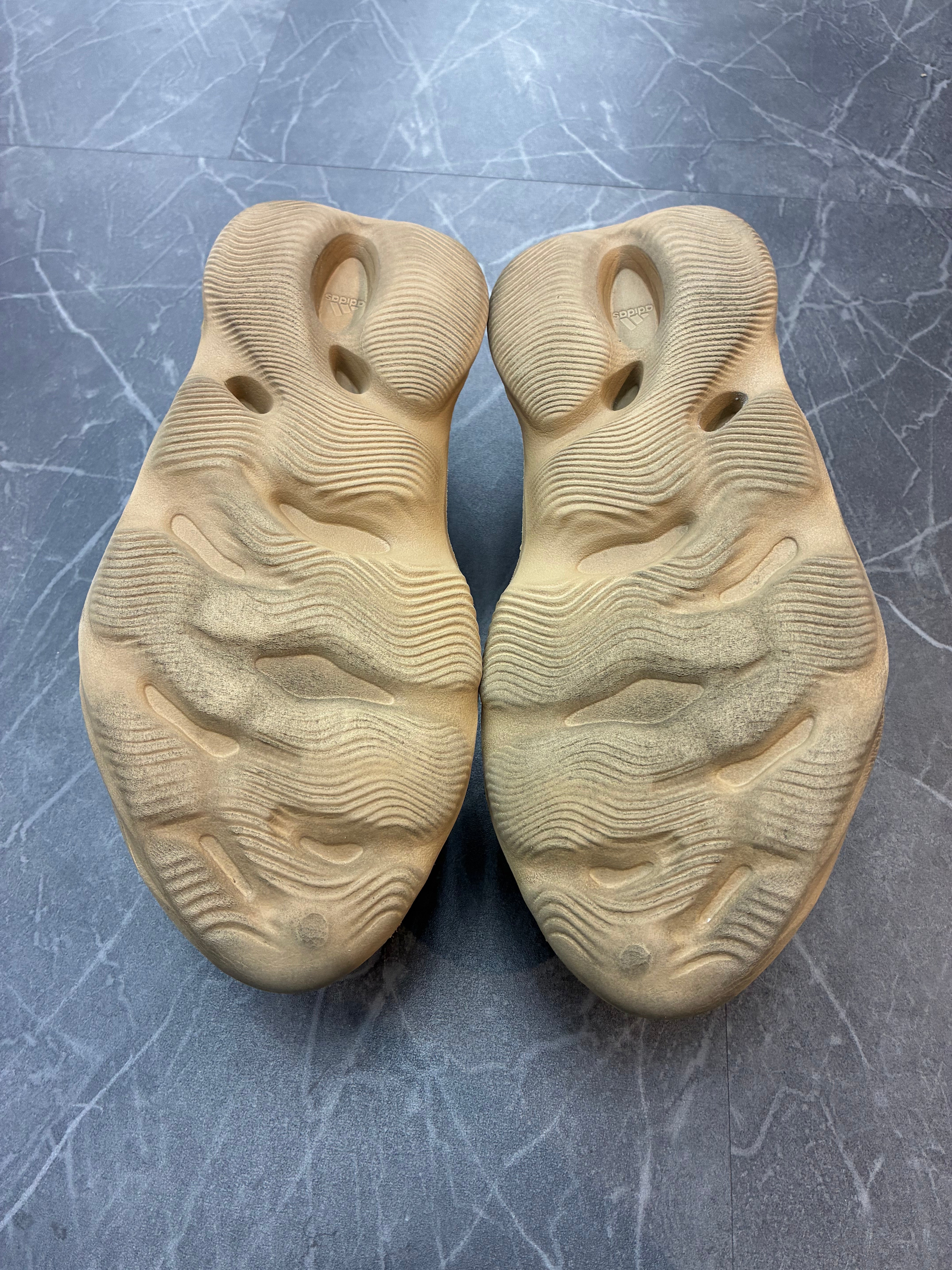 Yeezy Foam Runner “Ochre”