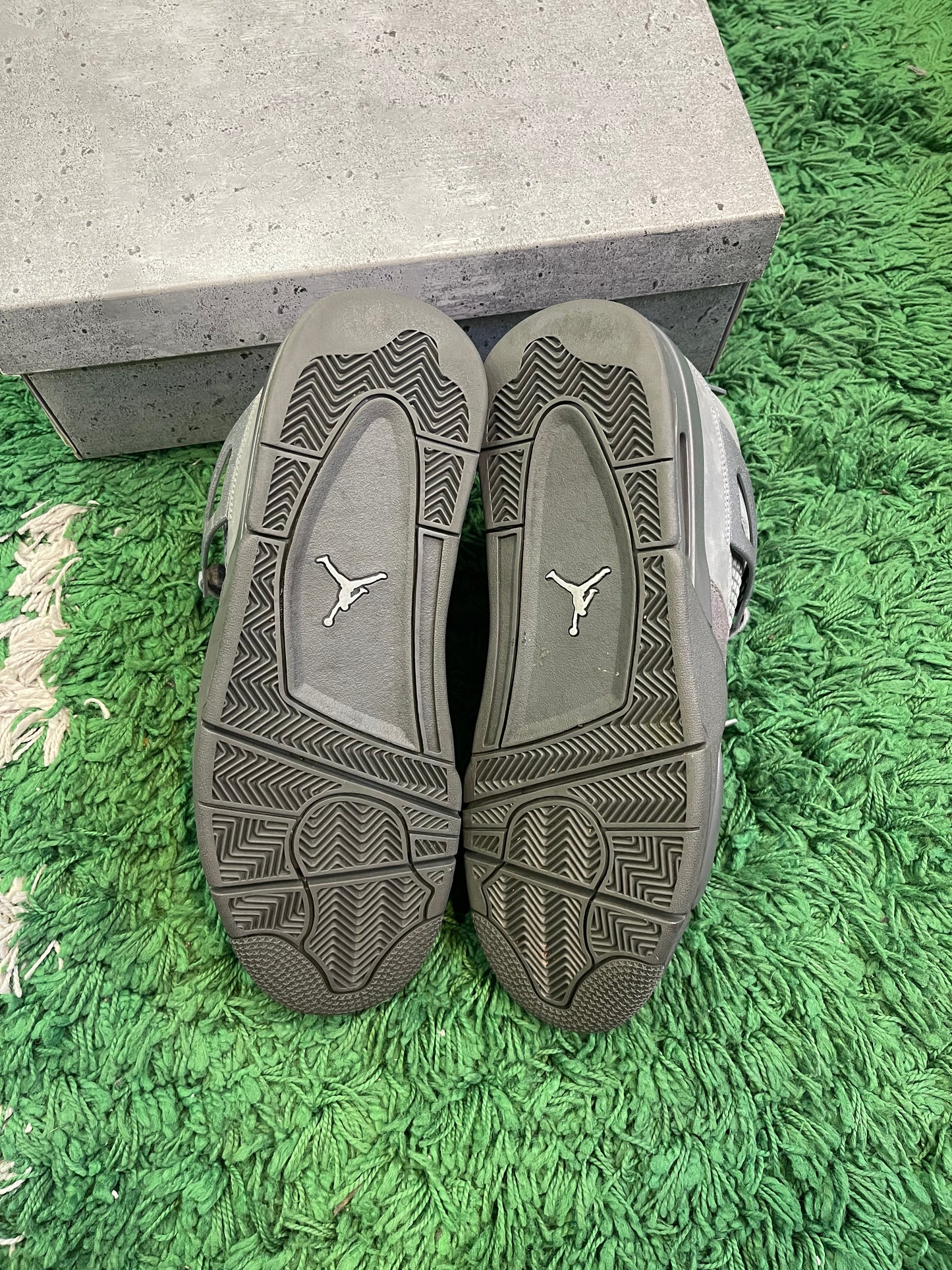 Jordan 4 “Wet Cement”