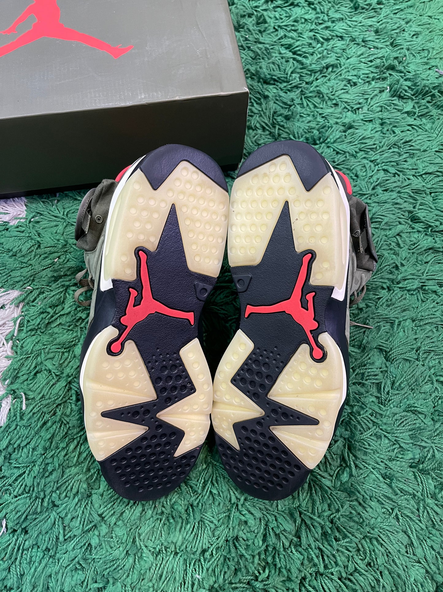 Travis Scott Jordan 6 “Olive”