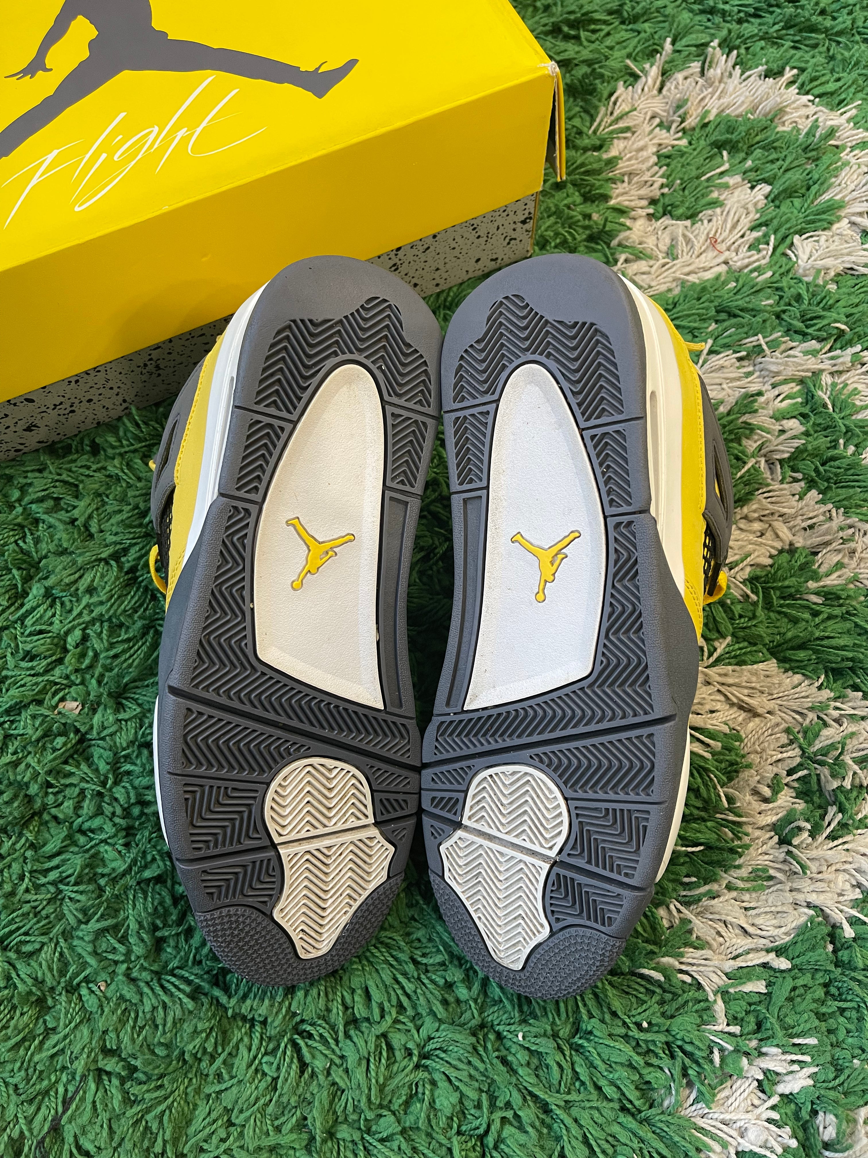 Jordan 4 “Lightning”