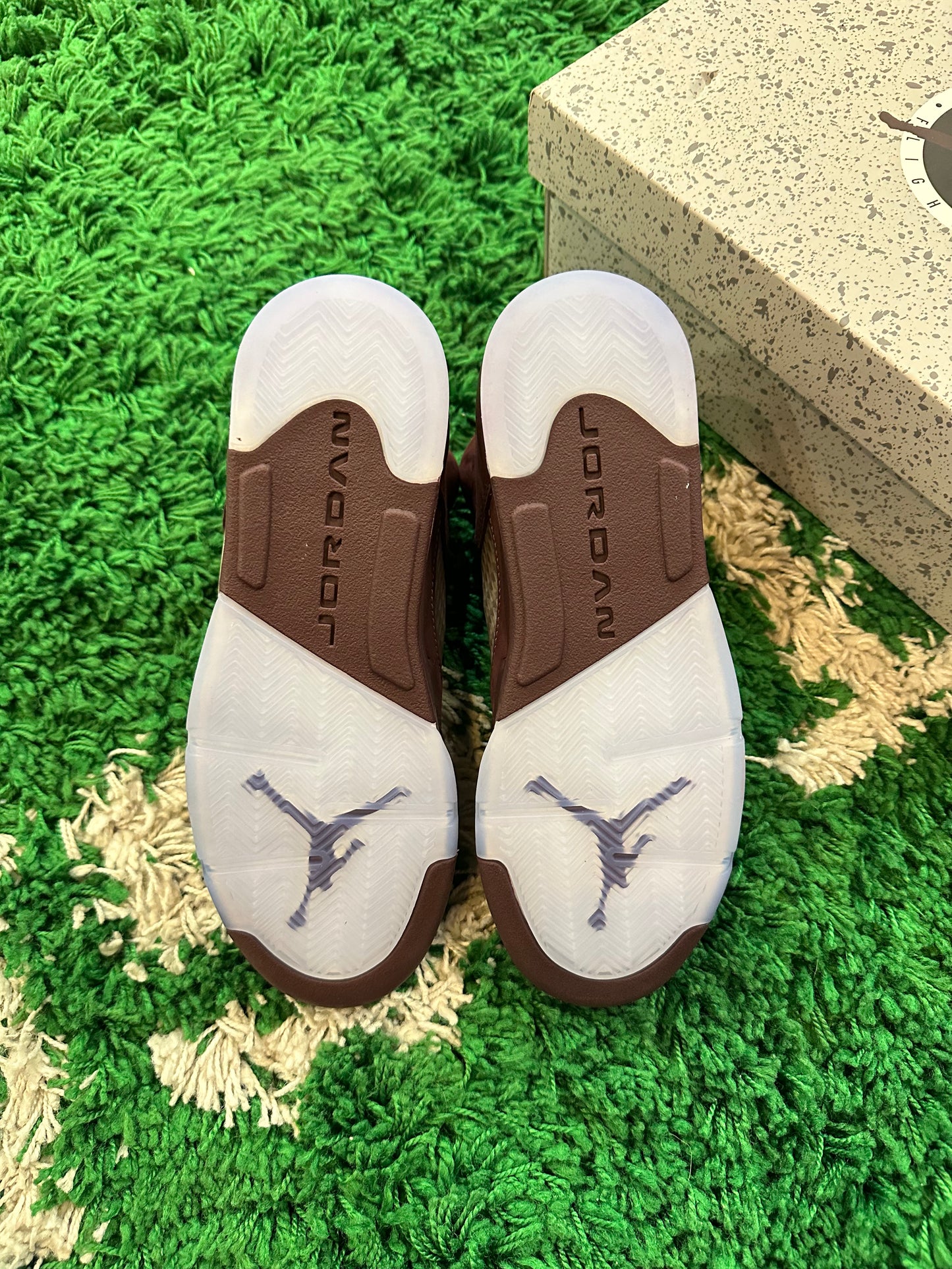 Jordan 5 Retro “Burgundy”