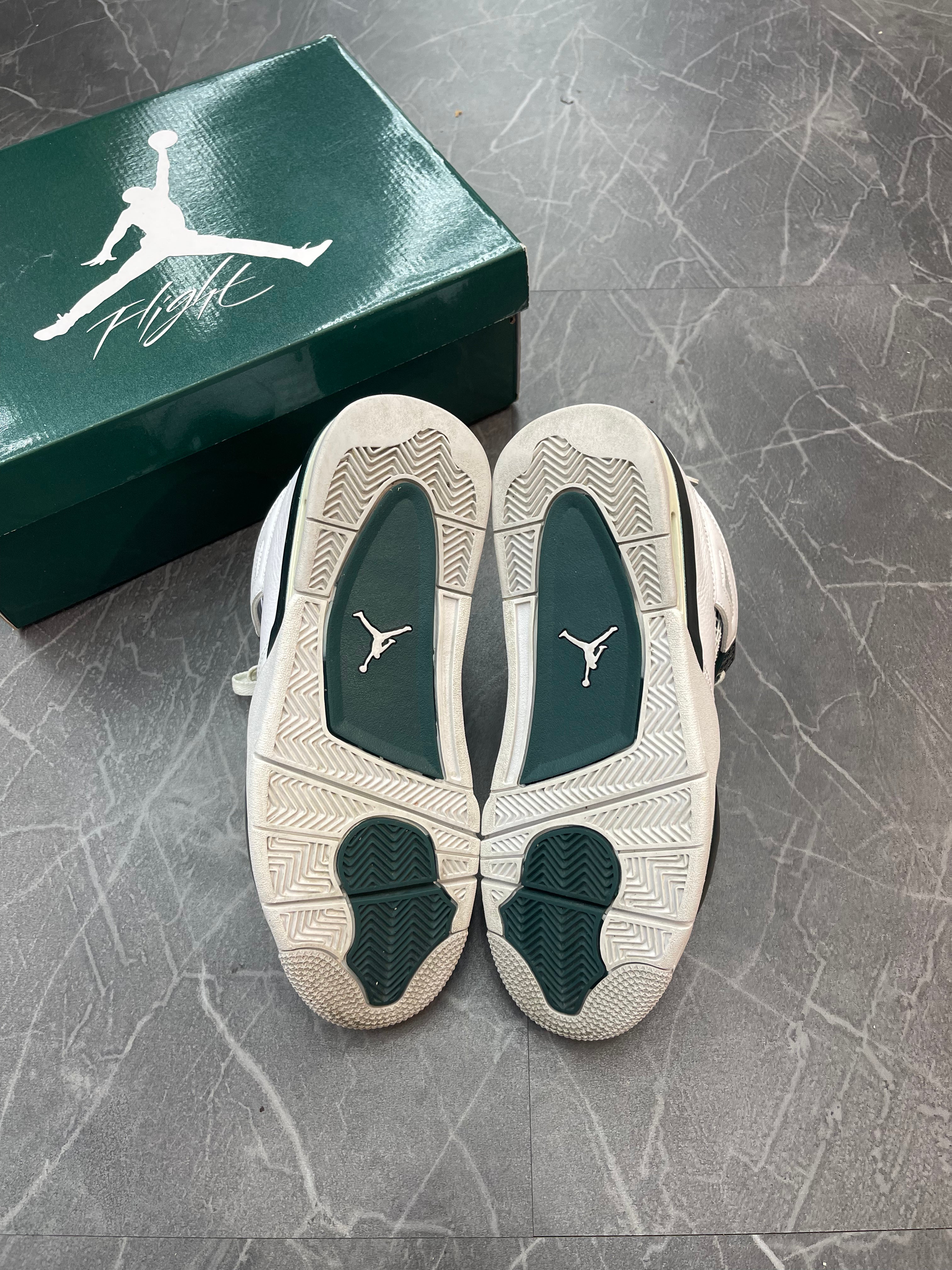 Jordan 4 “Oxidized Green”