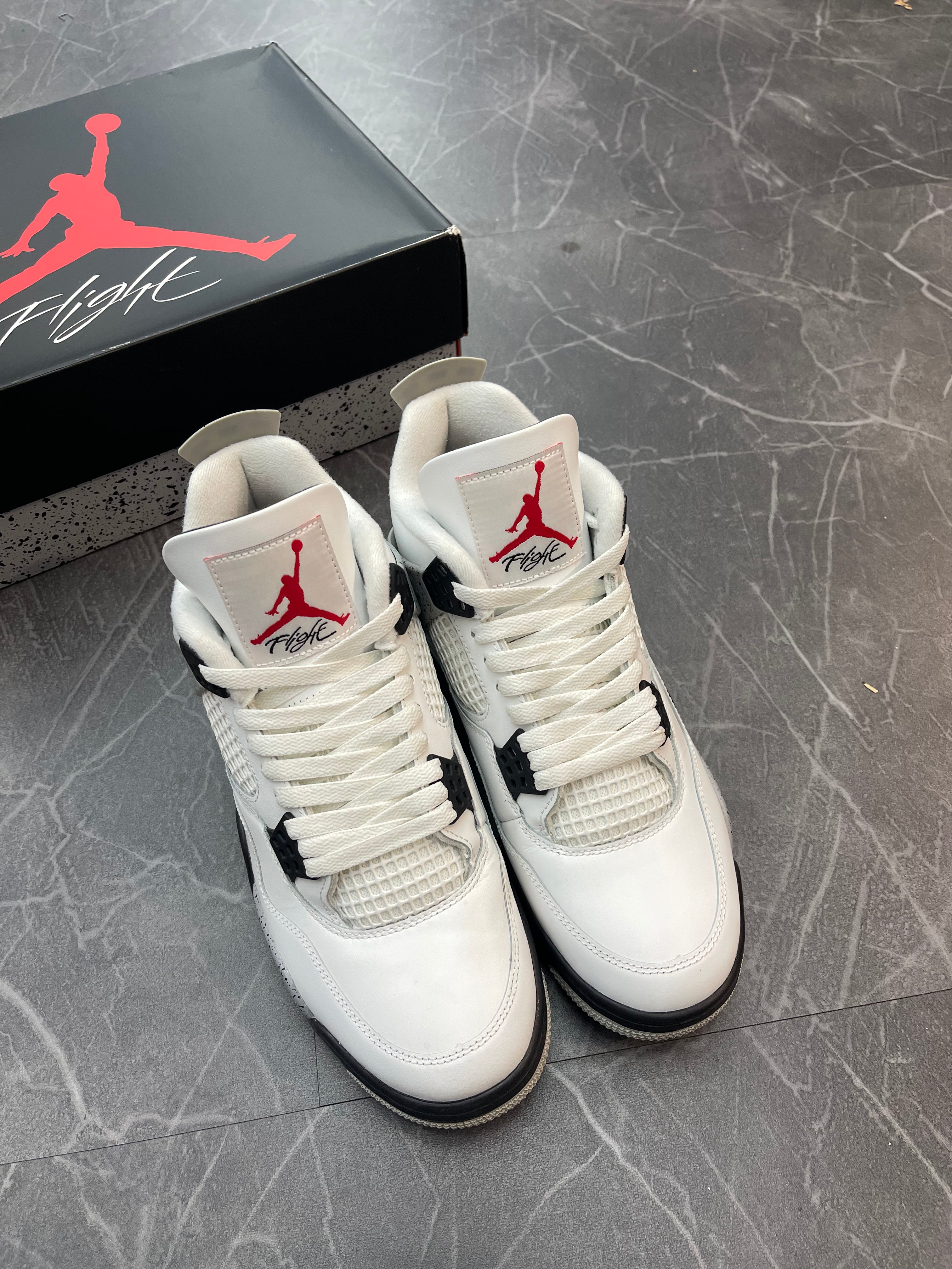 Jordan 4 “White Cement”