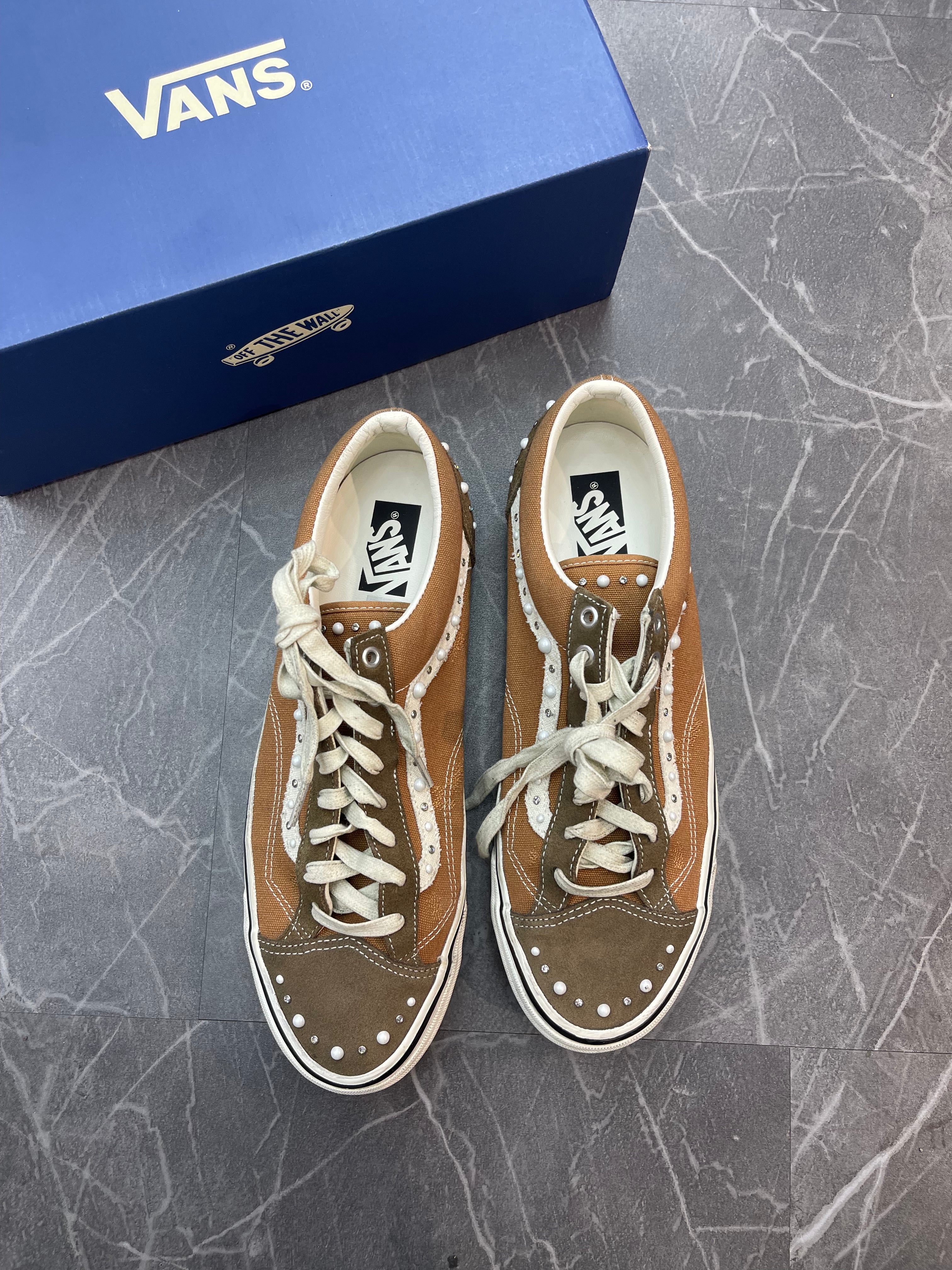 VANS Lx Old Skool “Pearlized Pack Vintage Cocoa Brown”