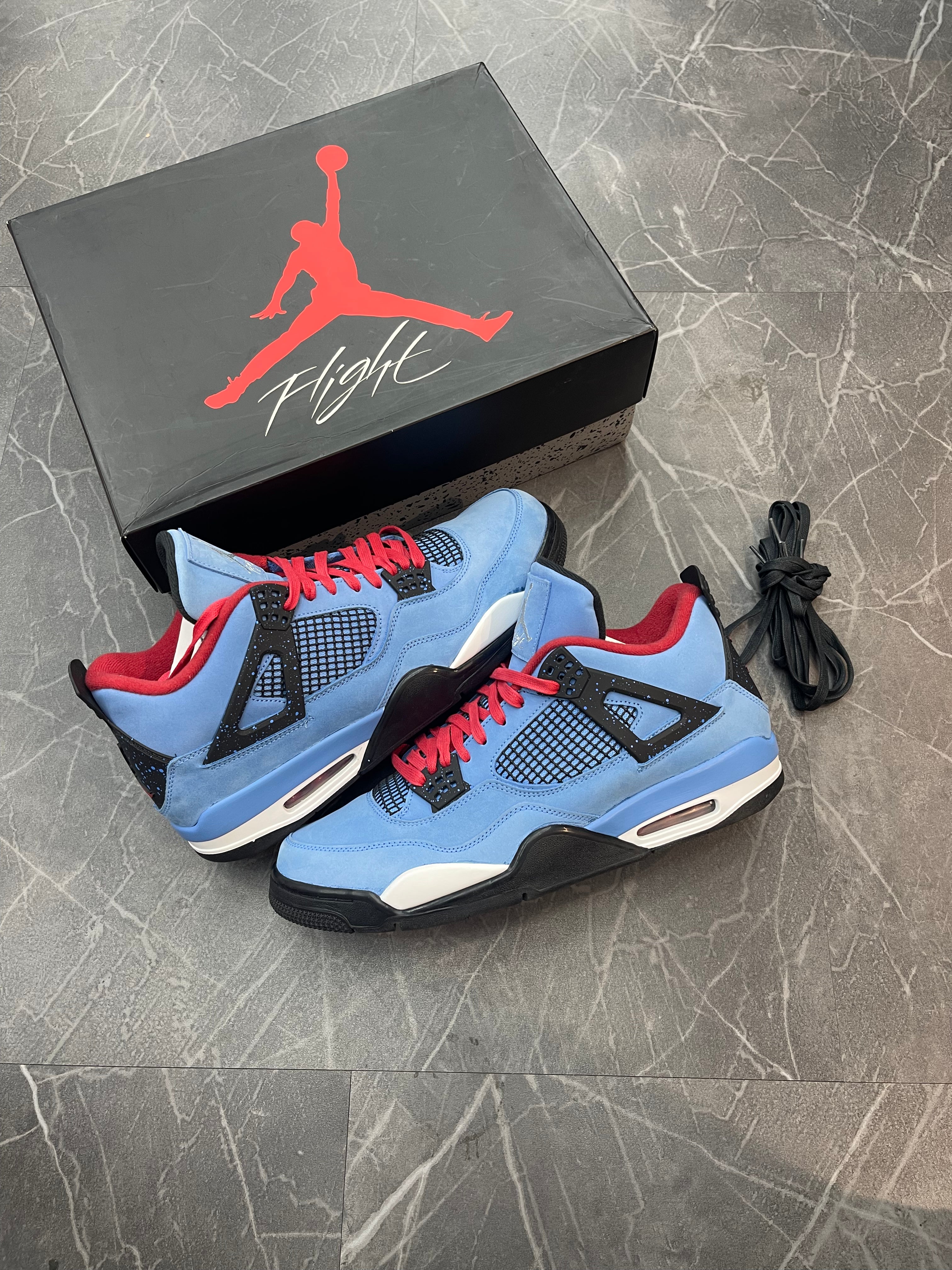 Travis Scott Jordan 4 “Cactus Jack”