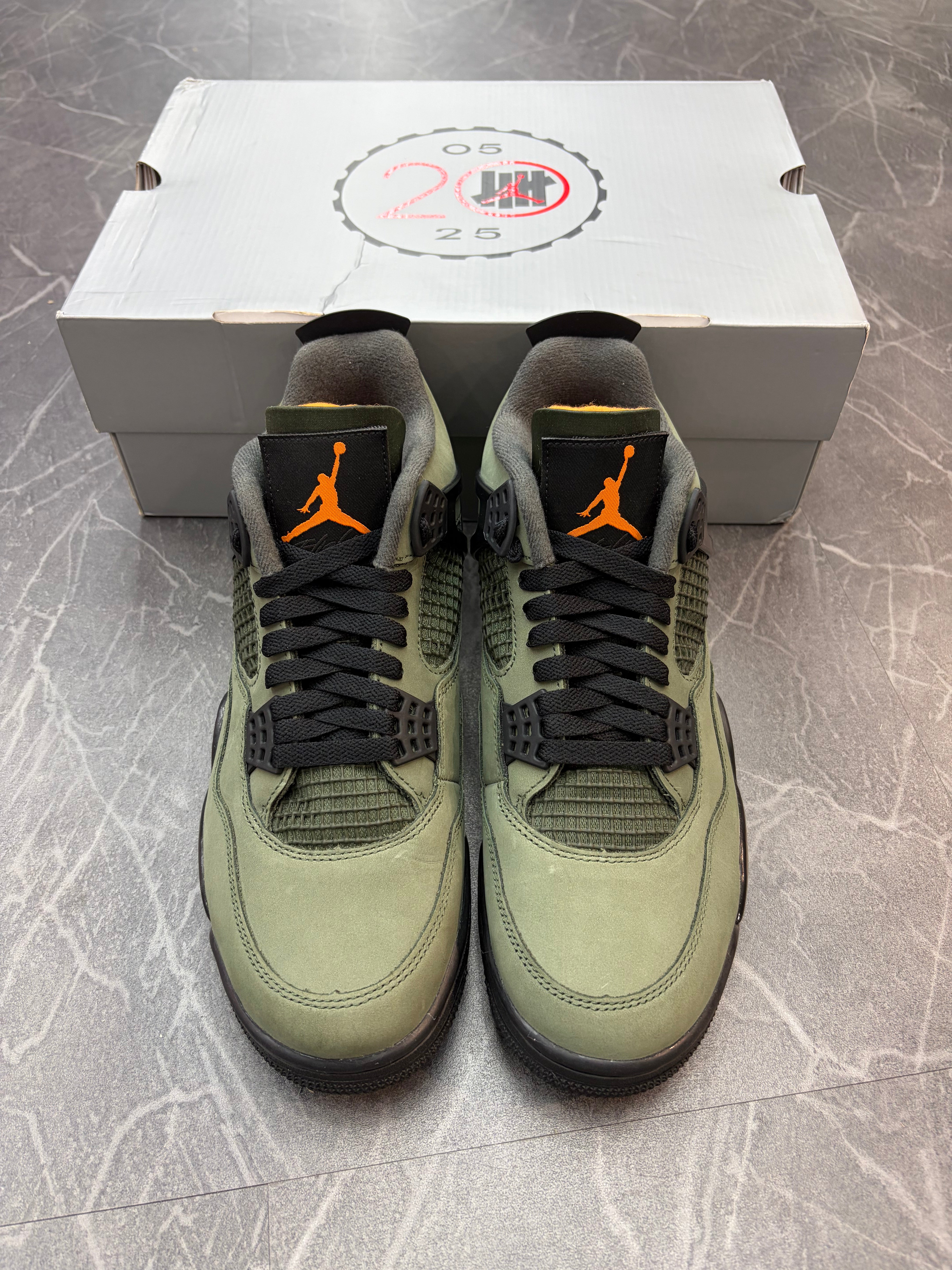 Jordan 4 “Undefeated”