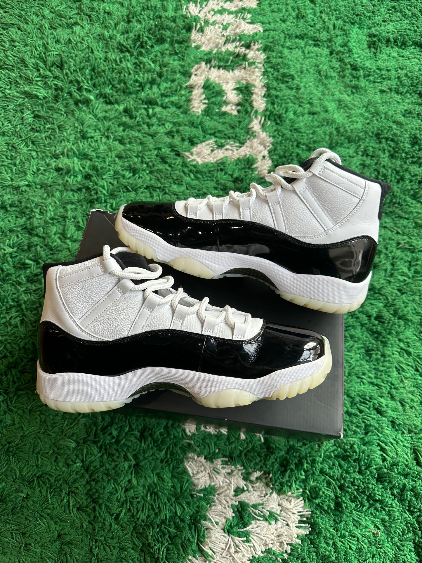 Jordan 11 “Gratitude”