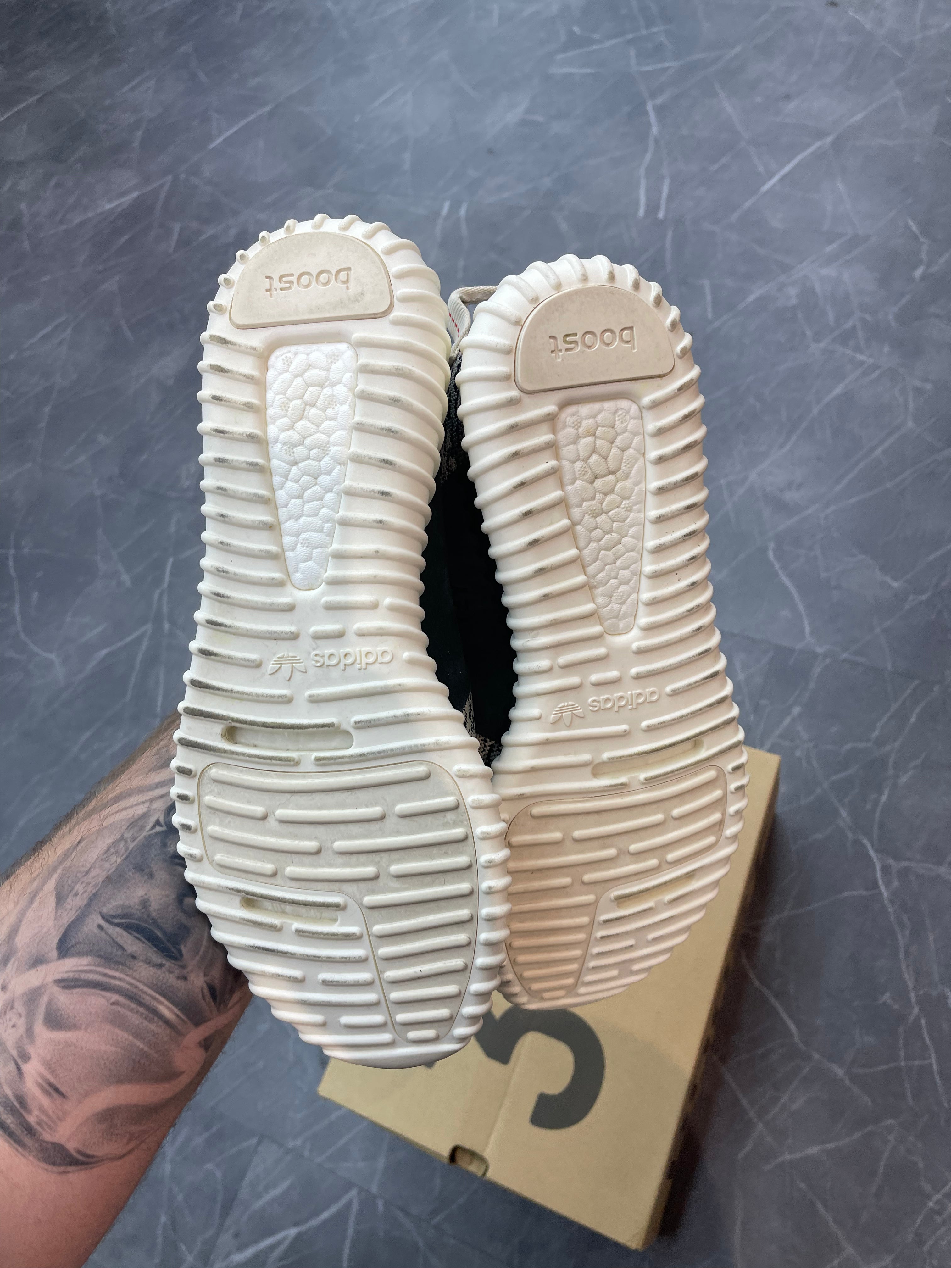 Yeezy 350 “Turtledove”