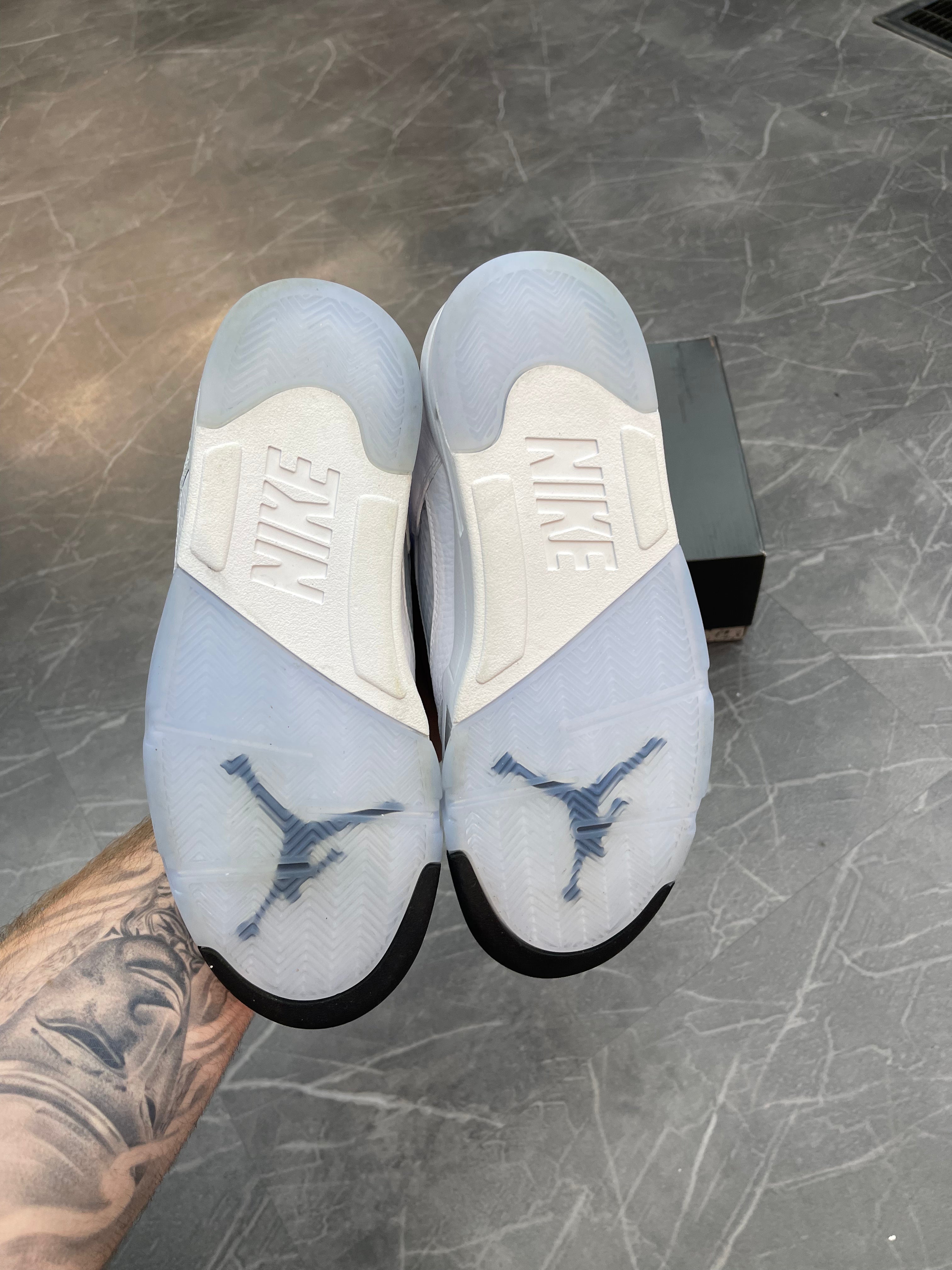 Jordan 5 “White Metallic”