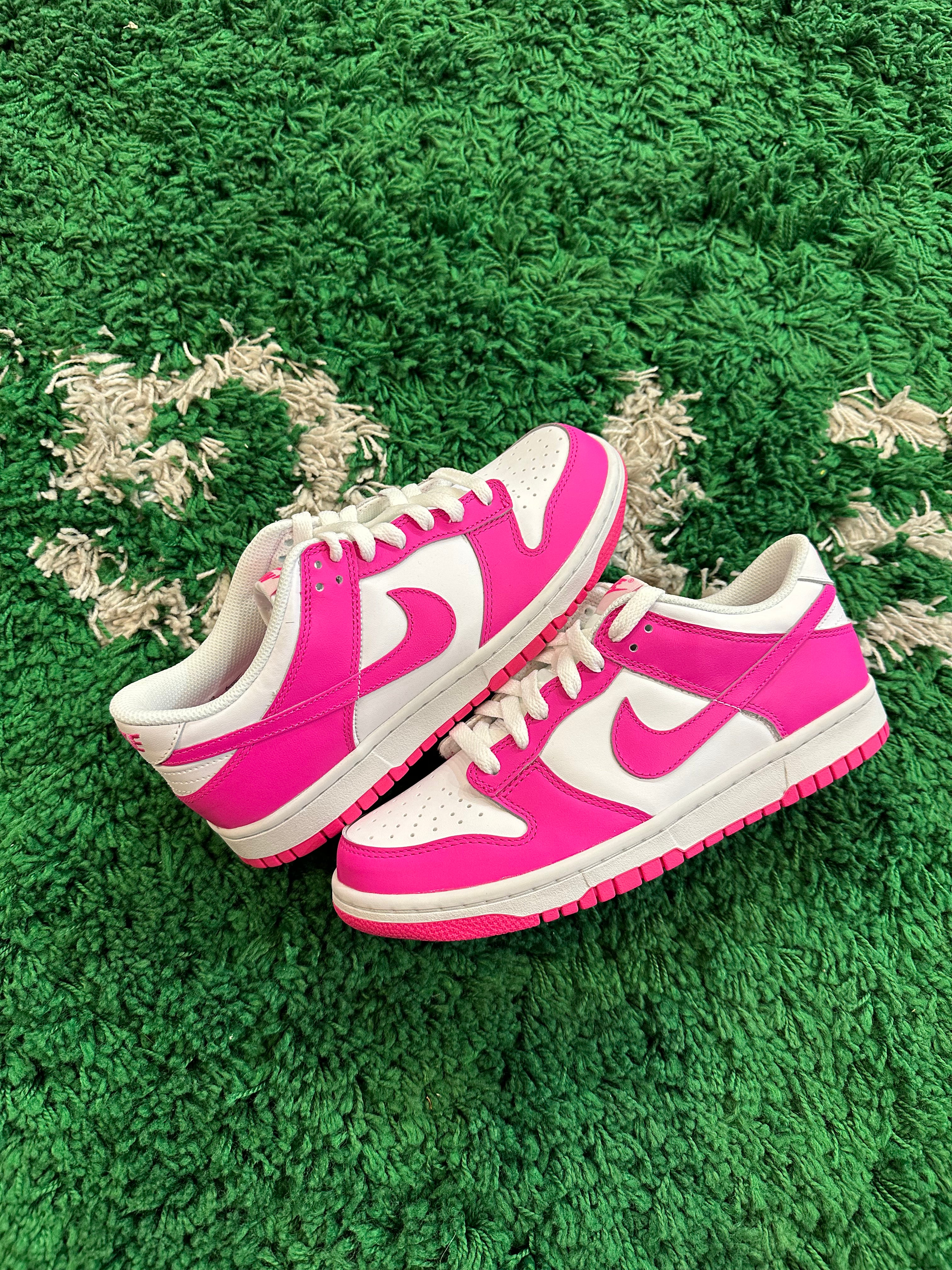Nike Dunk Low “Laser Fuchsia”