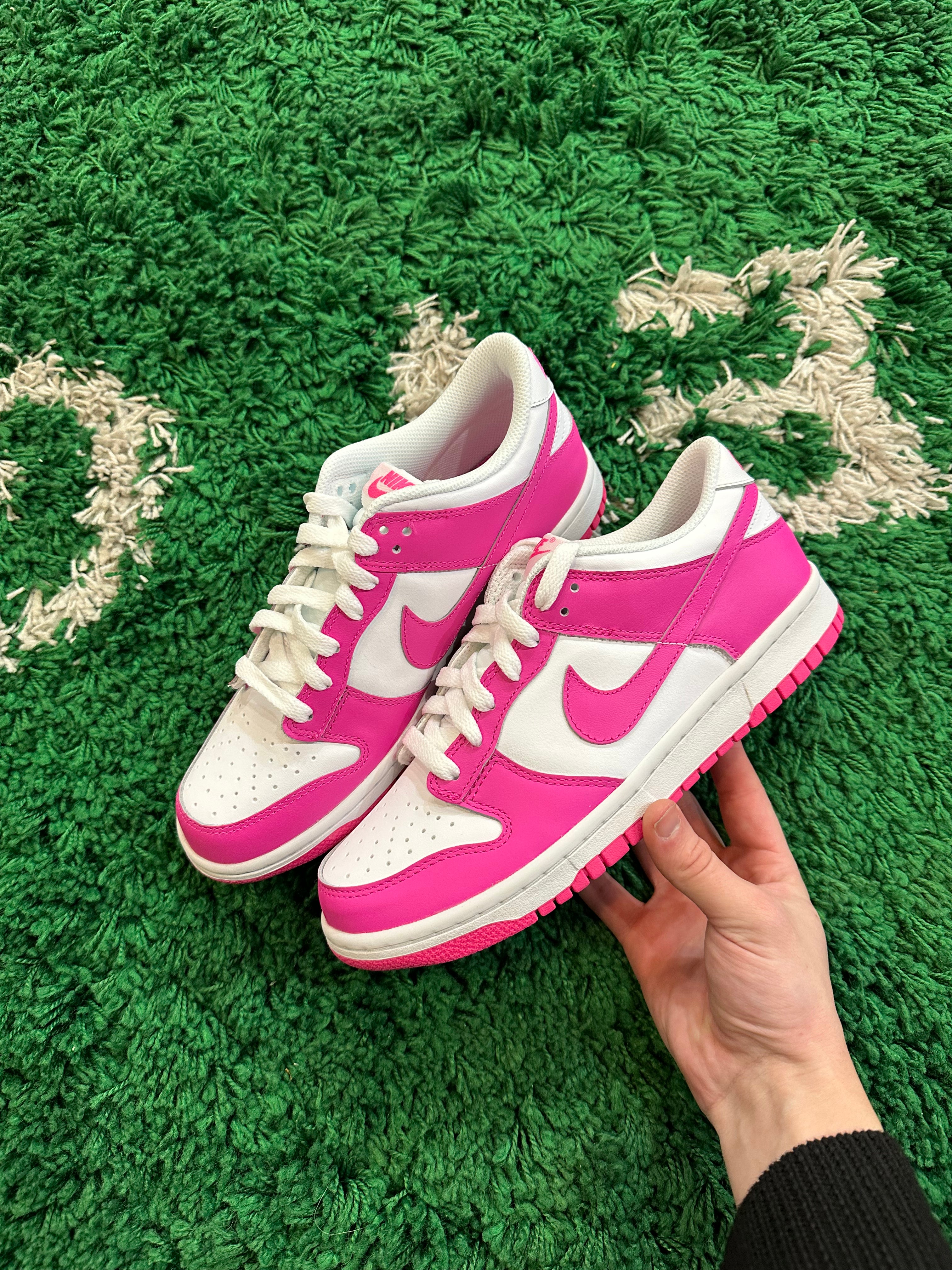 Nike Dunk Low “Laser Fuchsia”