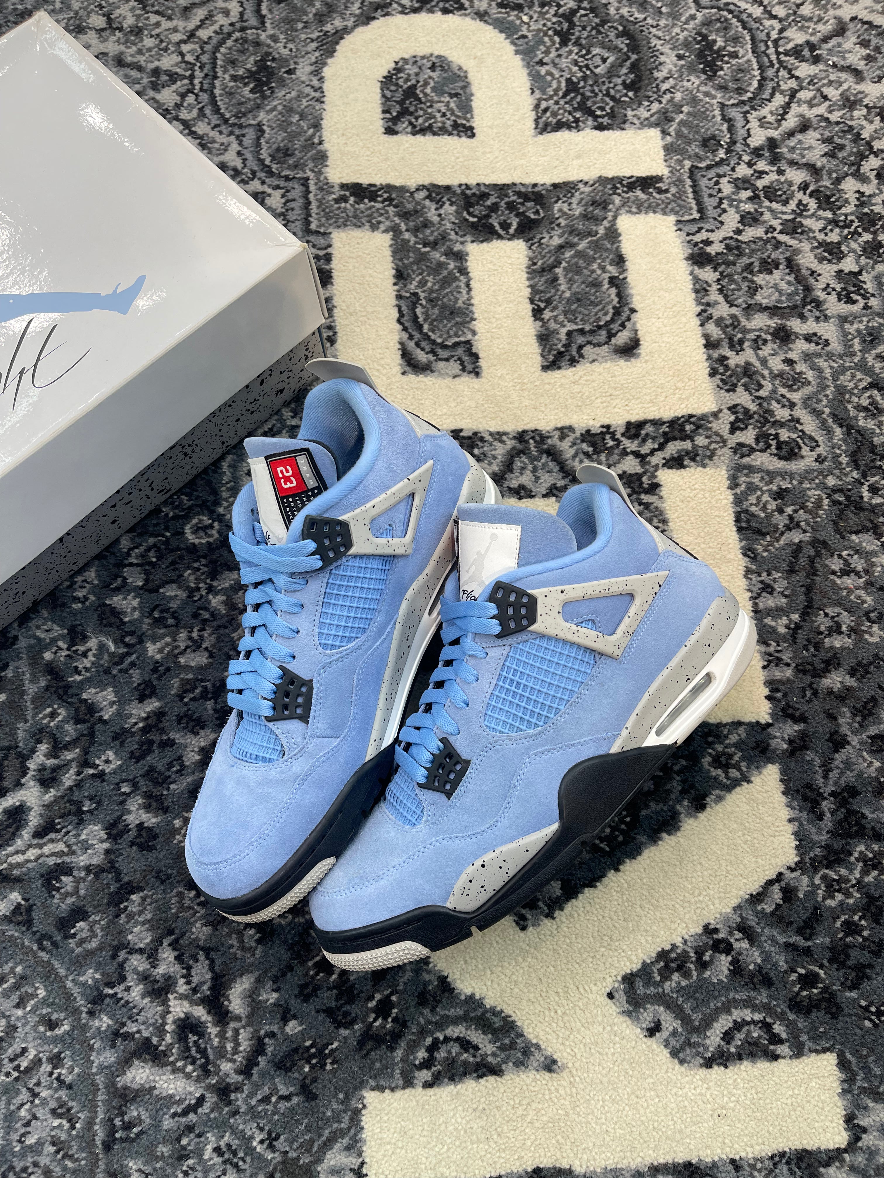 Jordan 4 “University Blue”