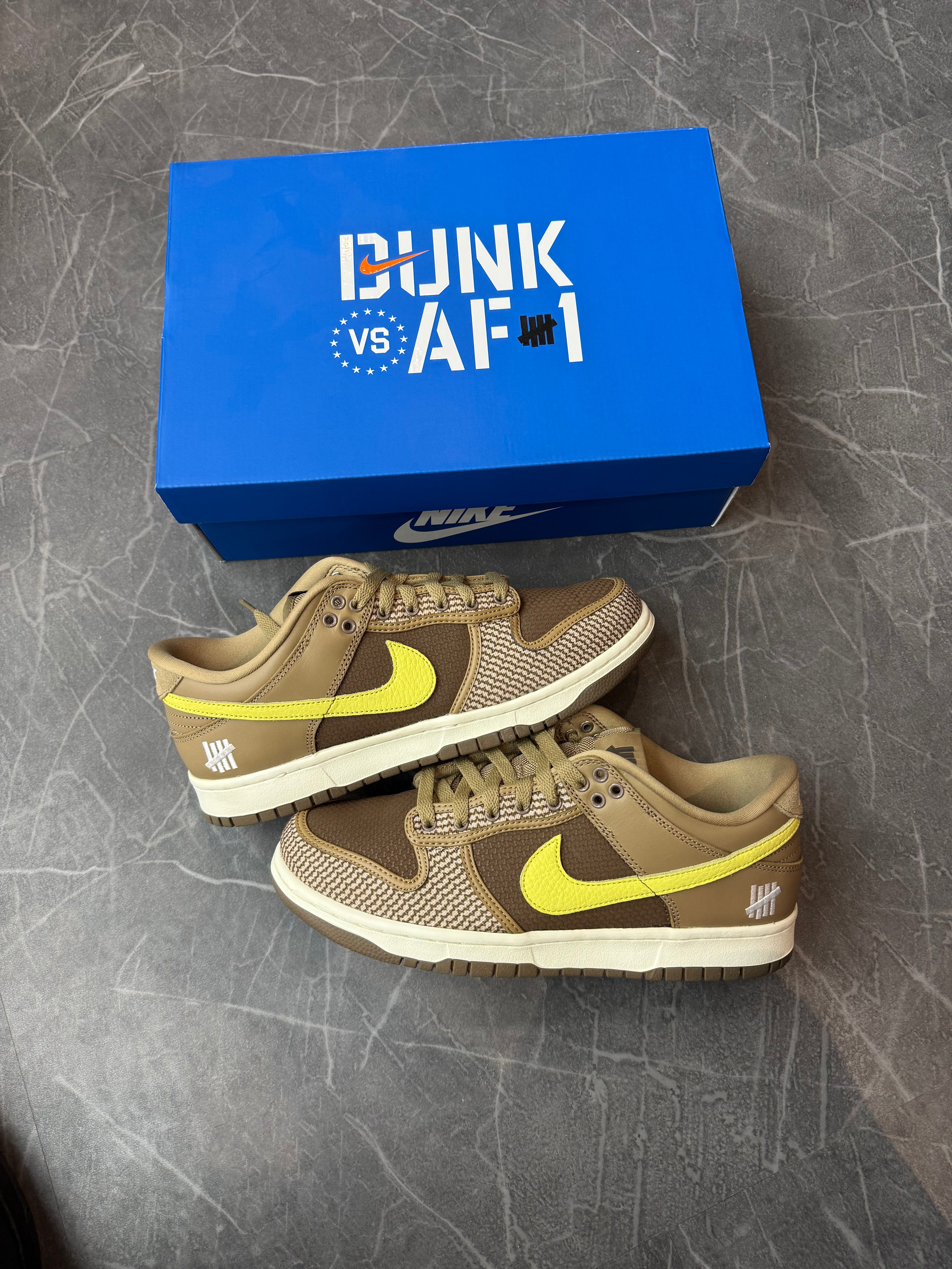 Nike Dunk Low x Undefeated “Canteen”