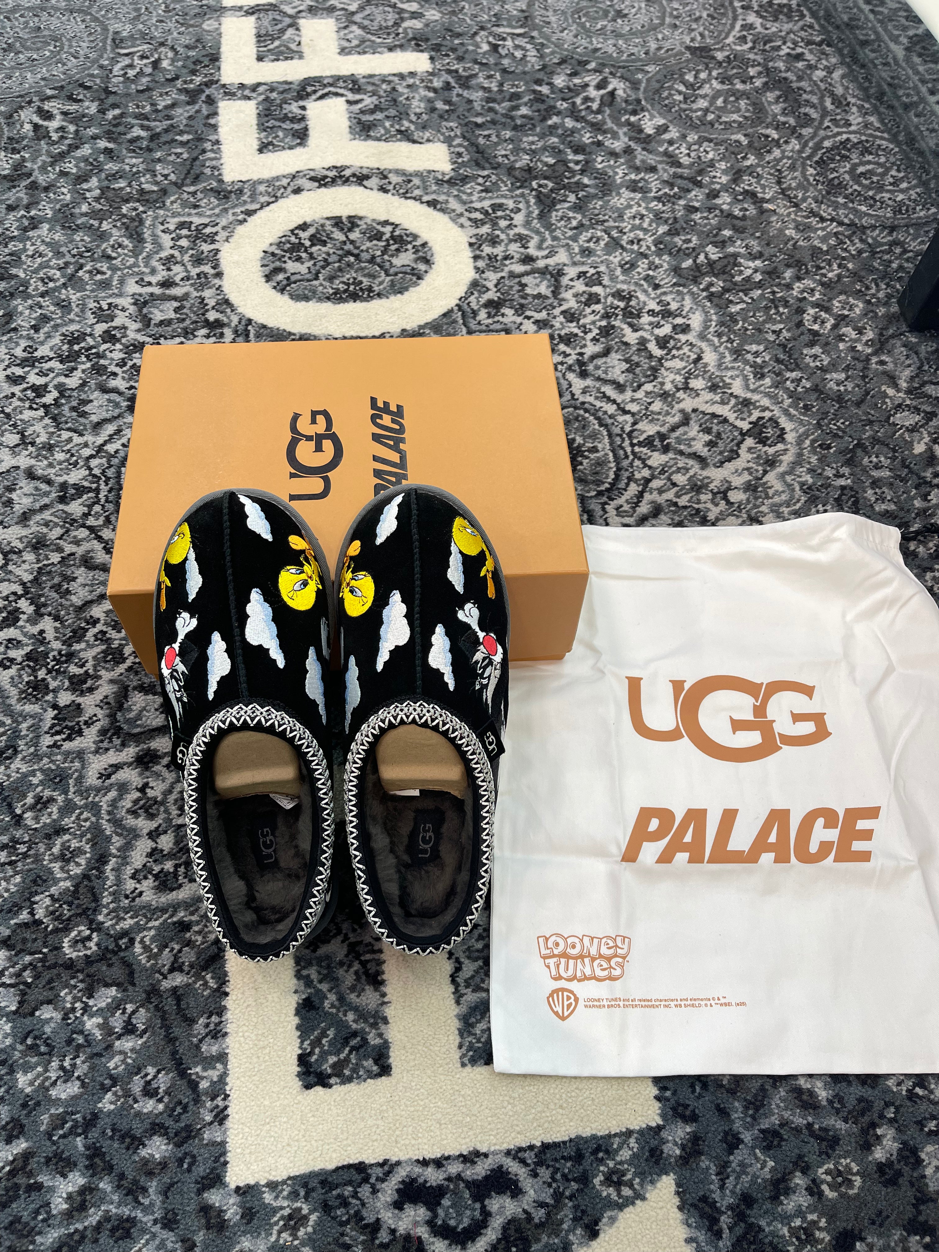 UGG Tasman Palace x Looney Tunes “Black”