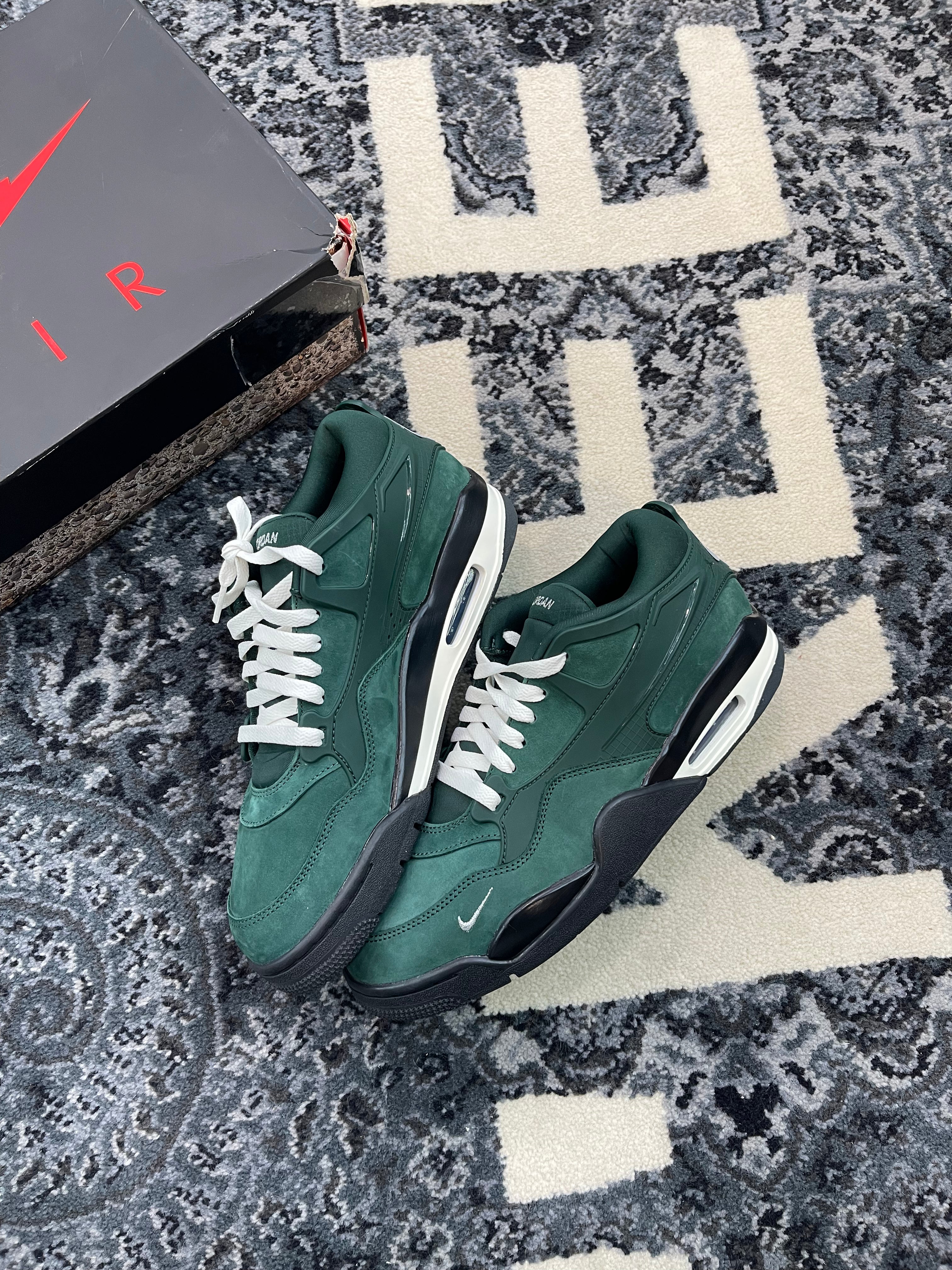 Jordan 4 RM “Nigel Sylvester Grandmas Driveway”