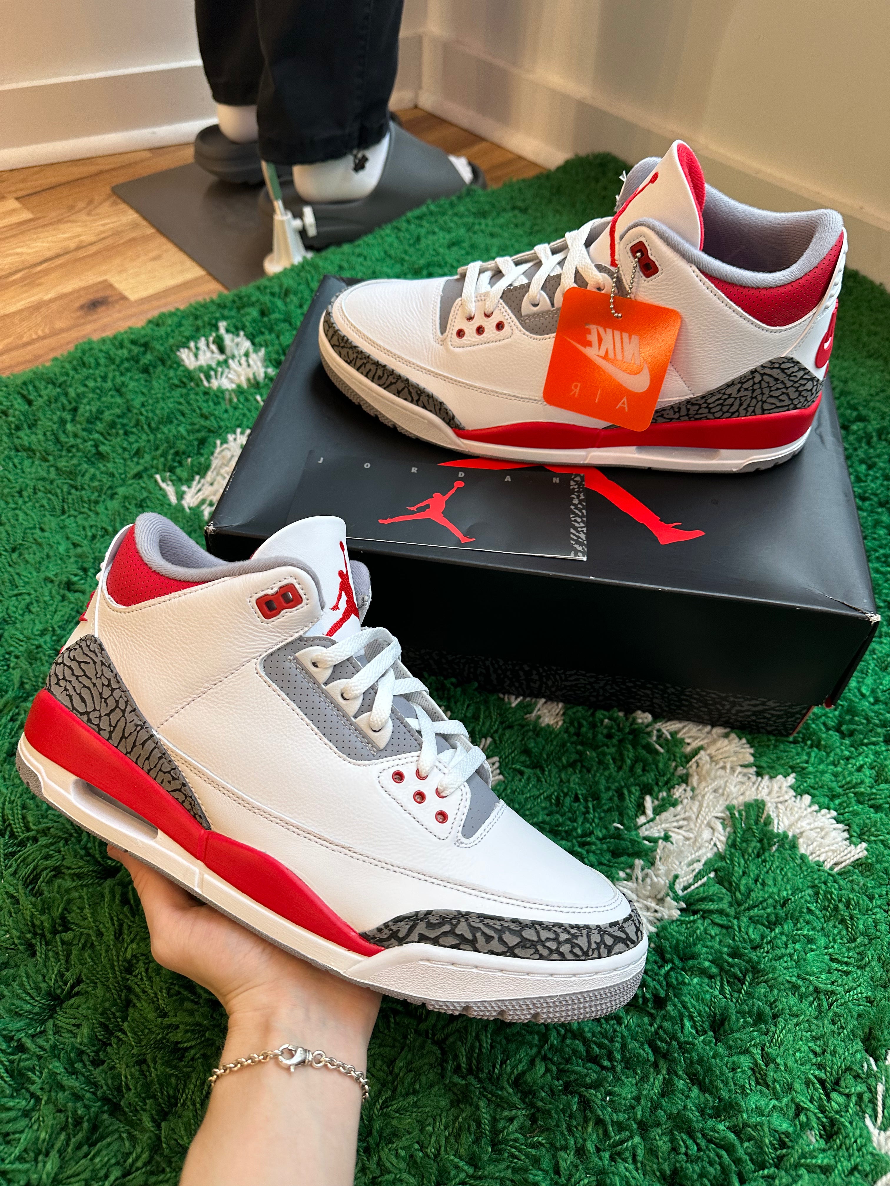 Jordan 3 “Fire Red”