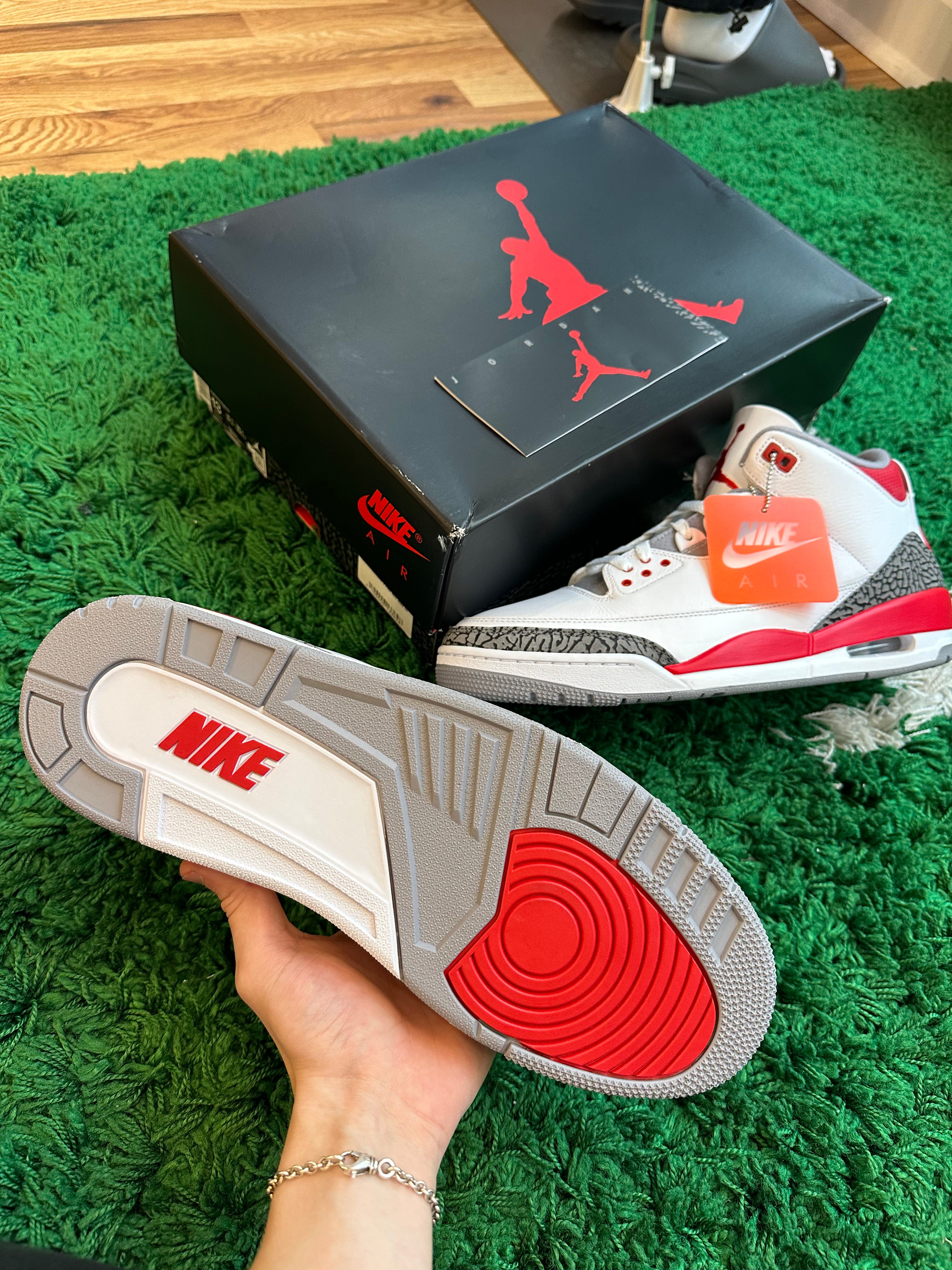 Jordan 3 “Fire Red”