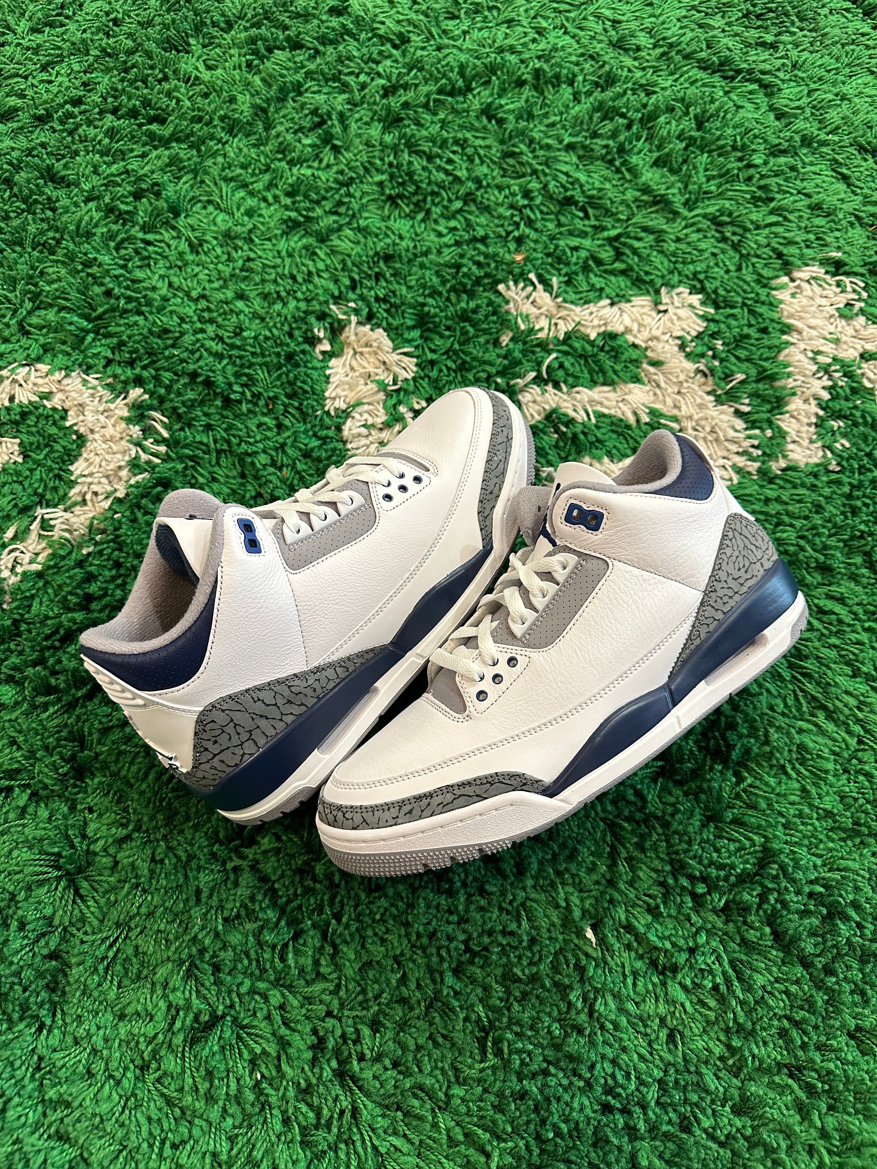Jordan 3 “Midnight Navy”