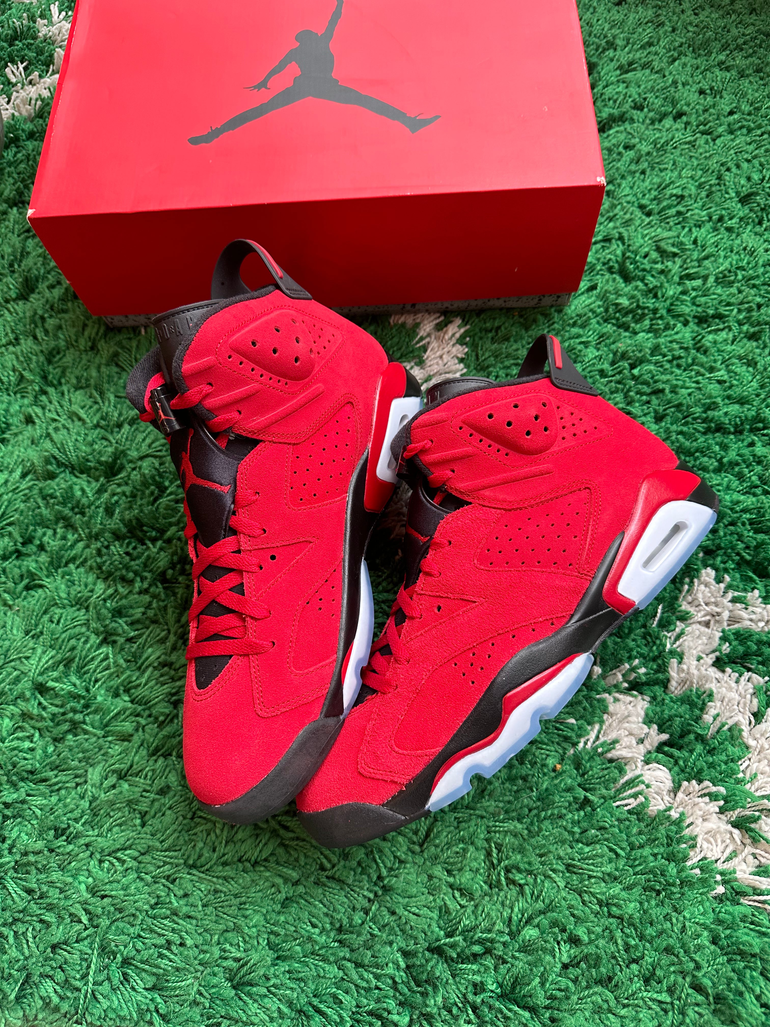 Jordan 6 “Toro Bravo”