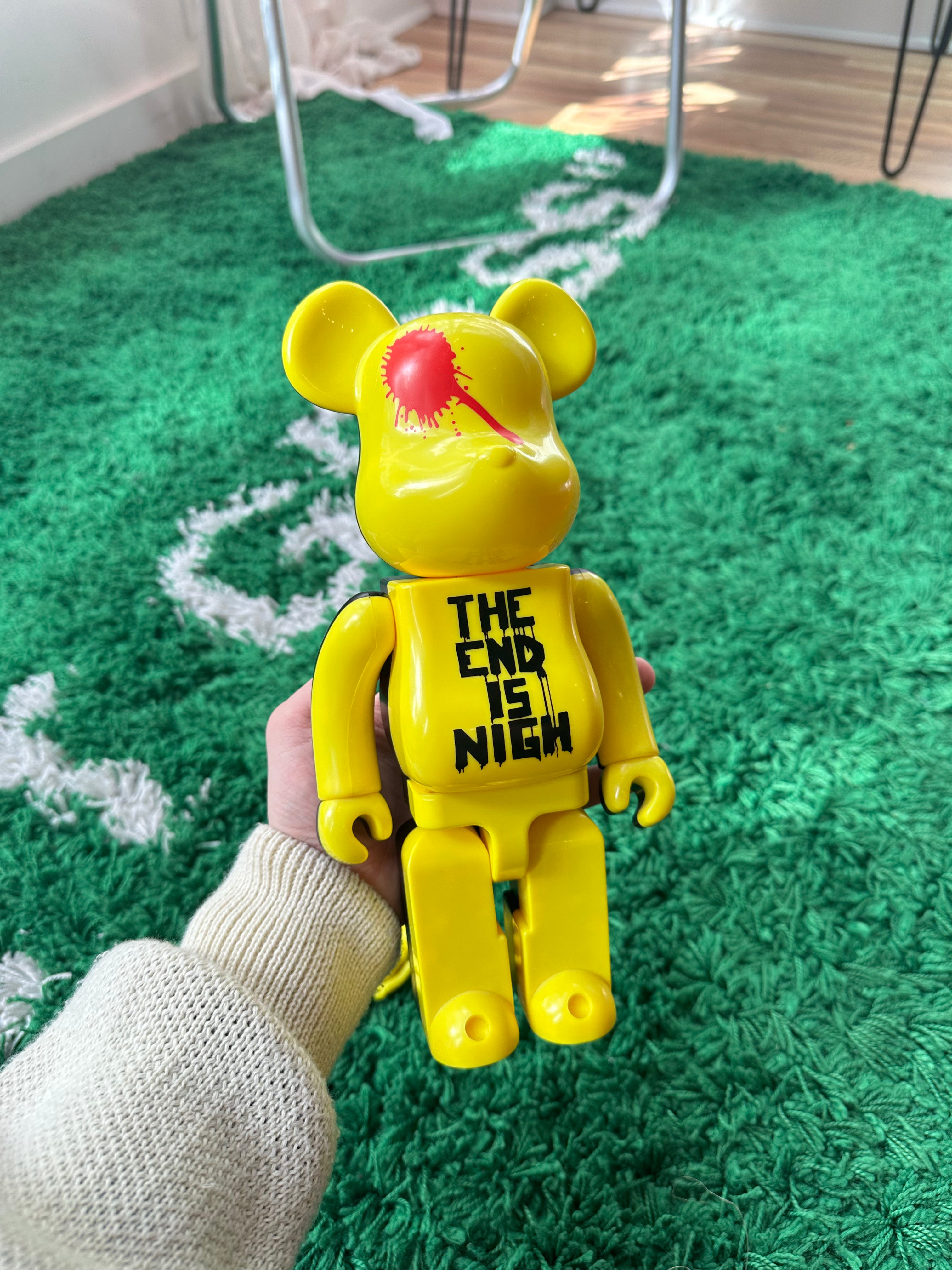 BearBrick “Watchmen The End is Nigh” 400% + 100% Set