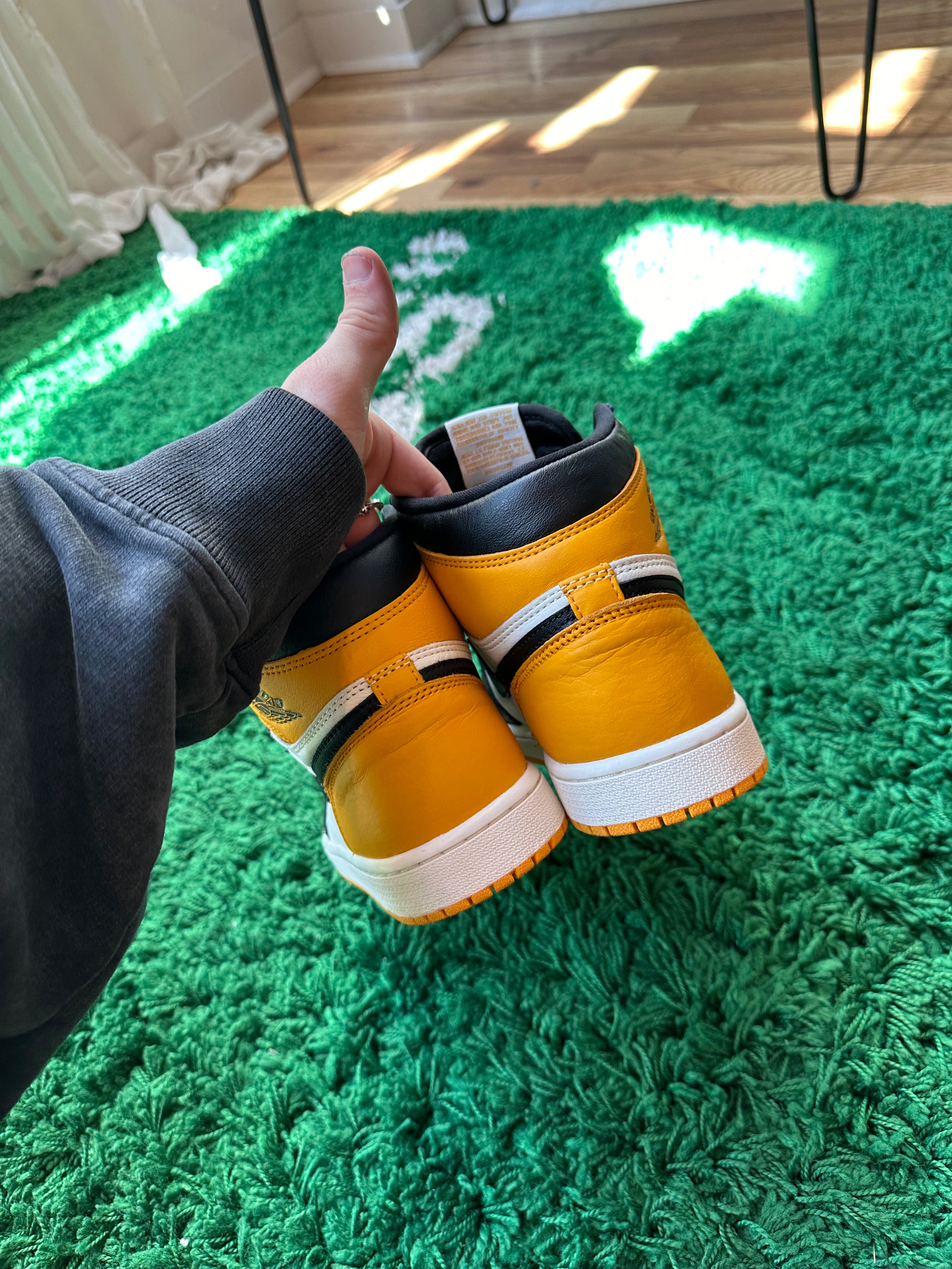 Jordan 1 High “Taxi”