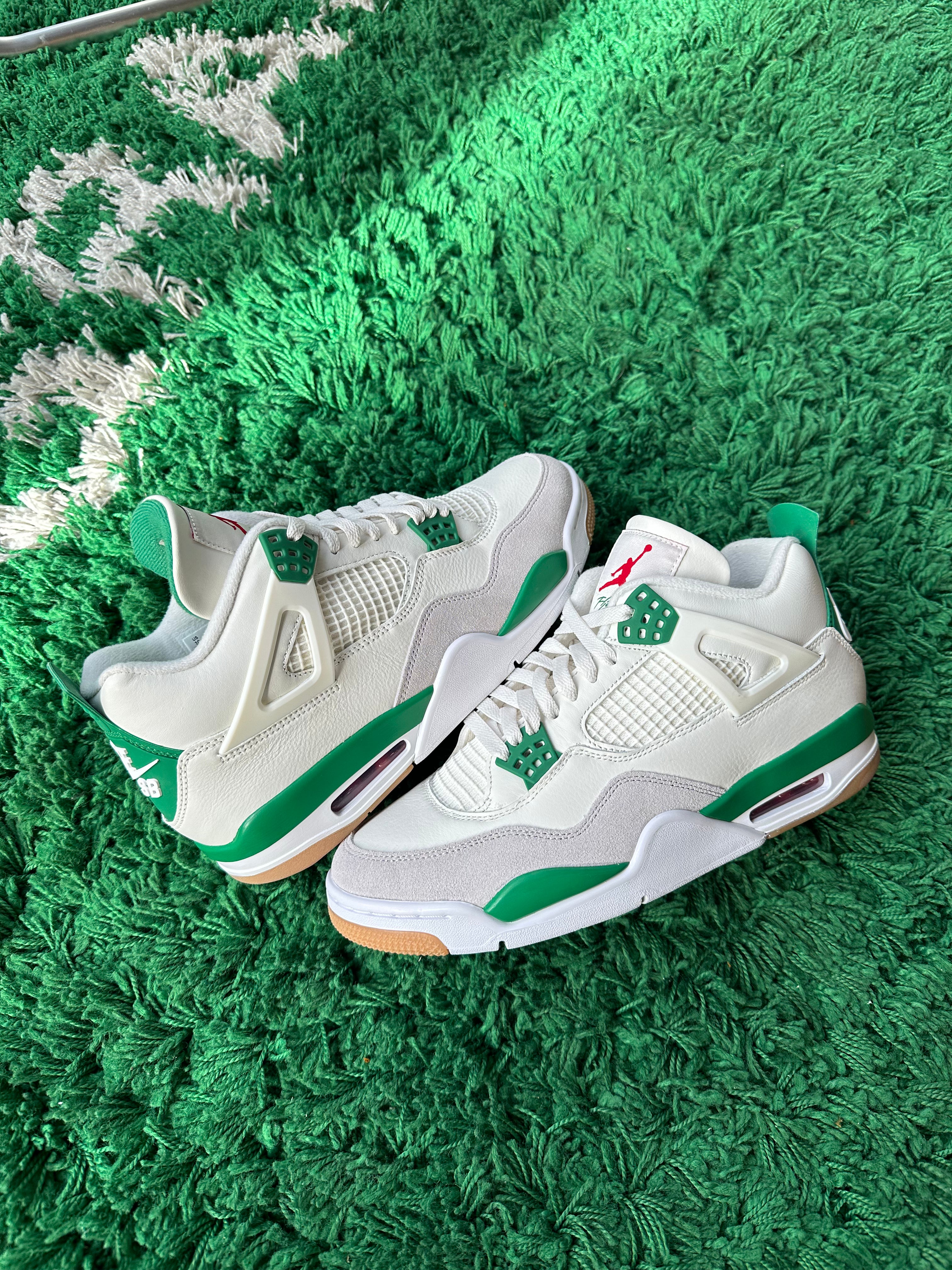 Jordan 4 SB “Pine Green”