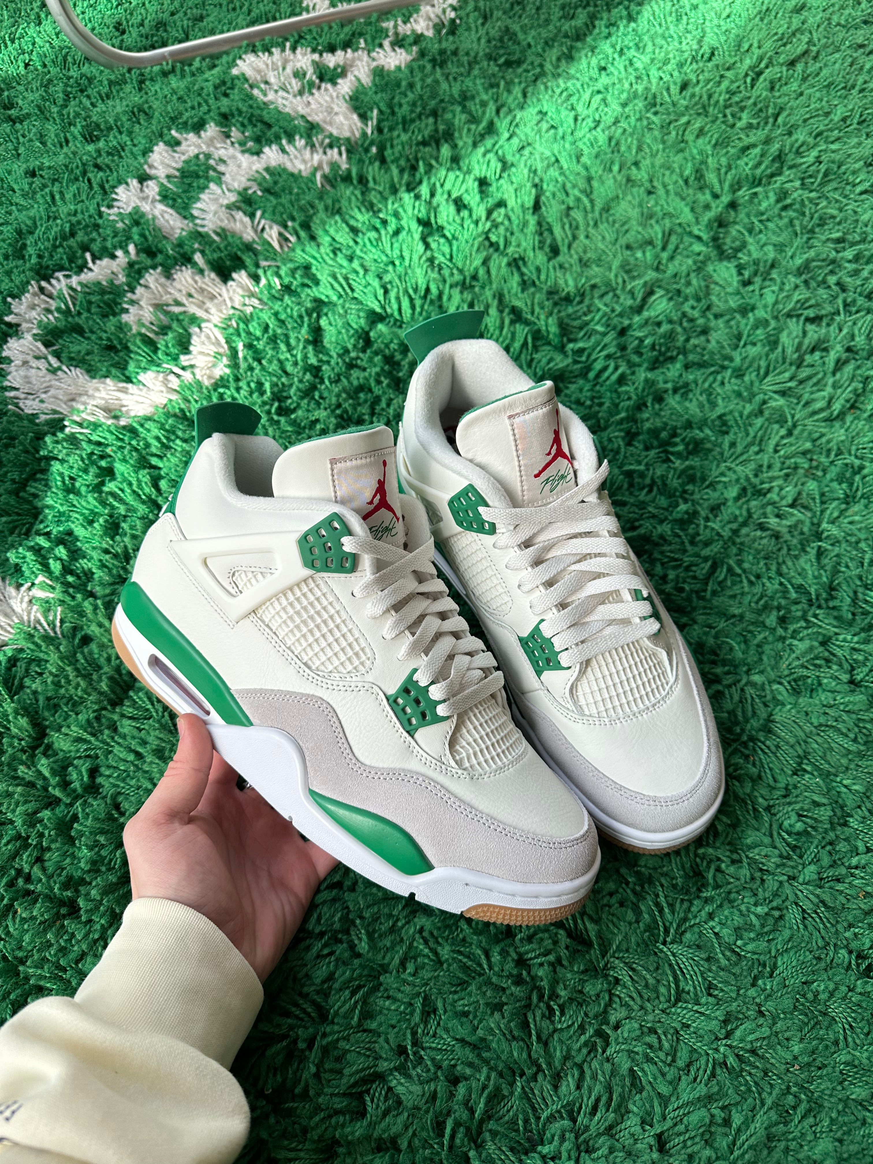 Jordan 4 SB “Pine Green”