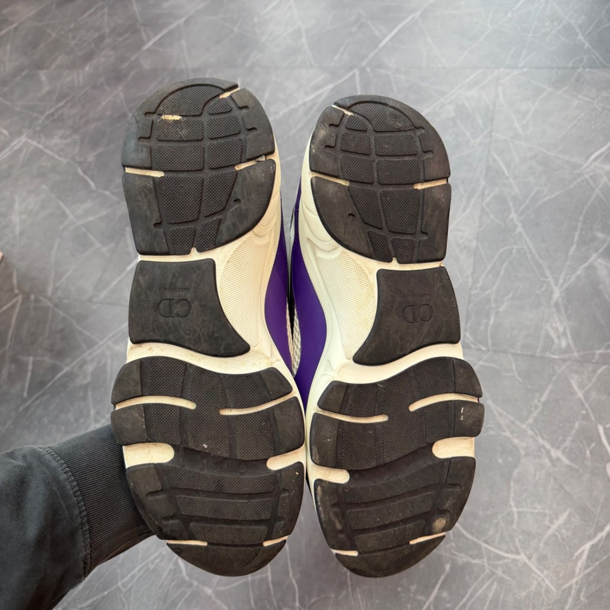 Dior B22 Violet White (Size 46) (Lightly Worn) - box