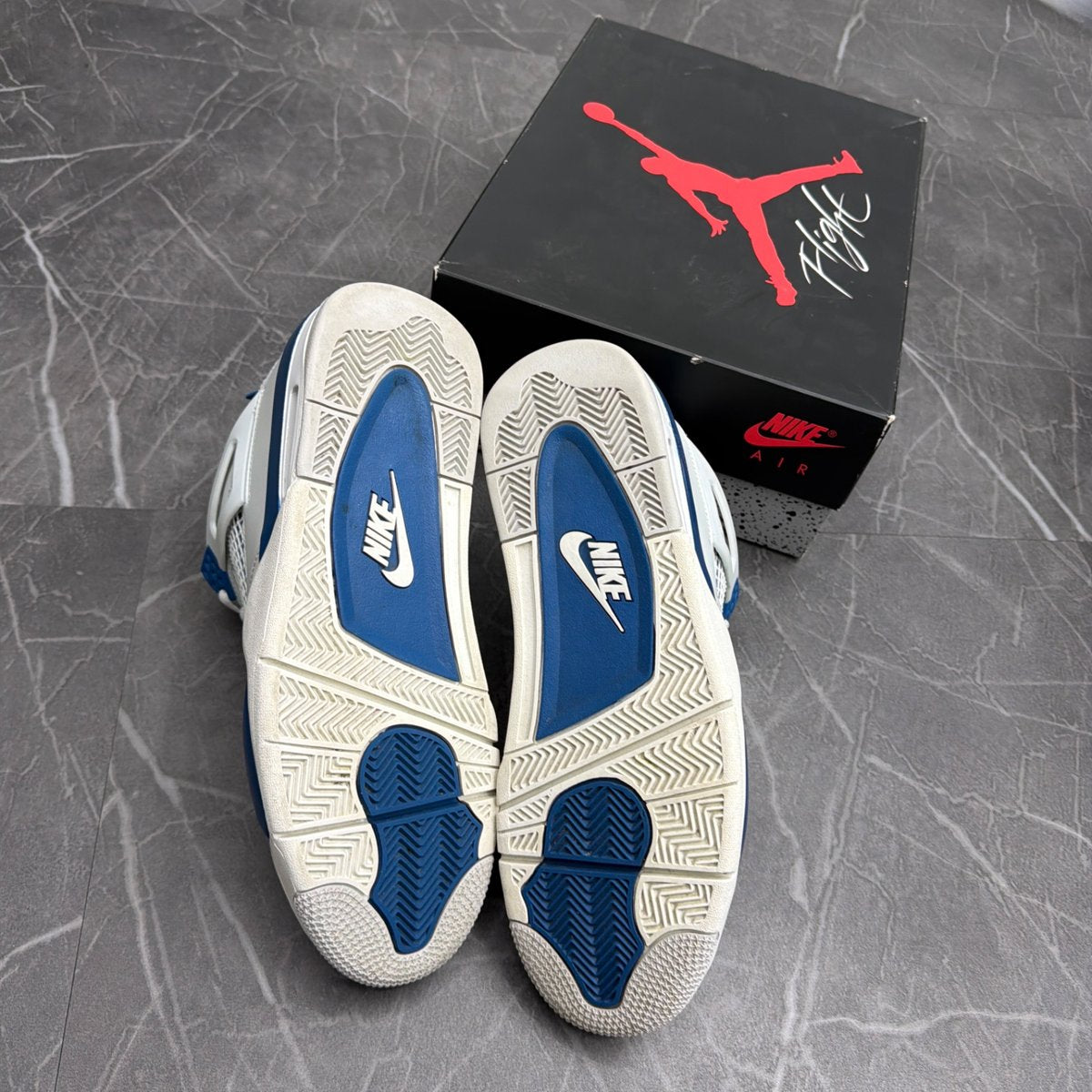 Jordan 4 Retro Military Blue (2024) (Size 11) (Lightly Worn)