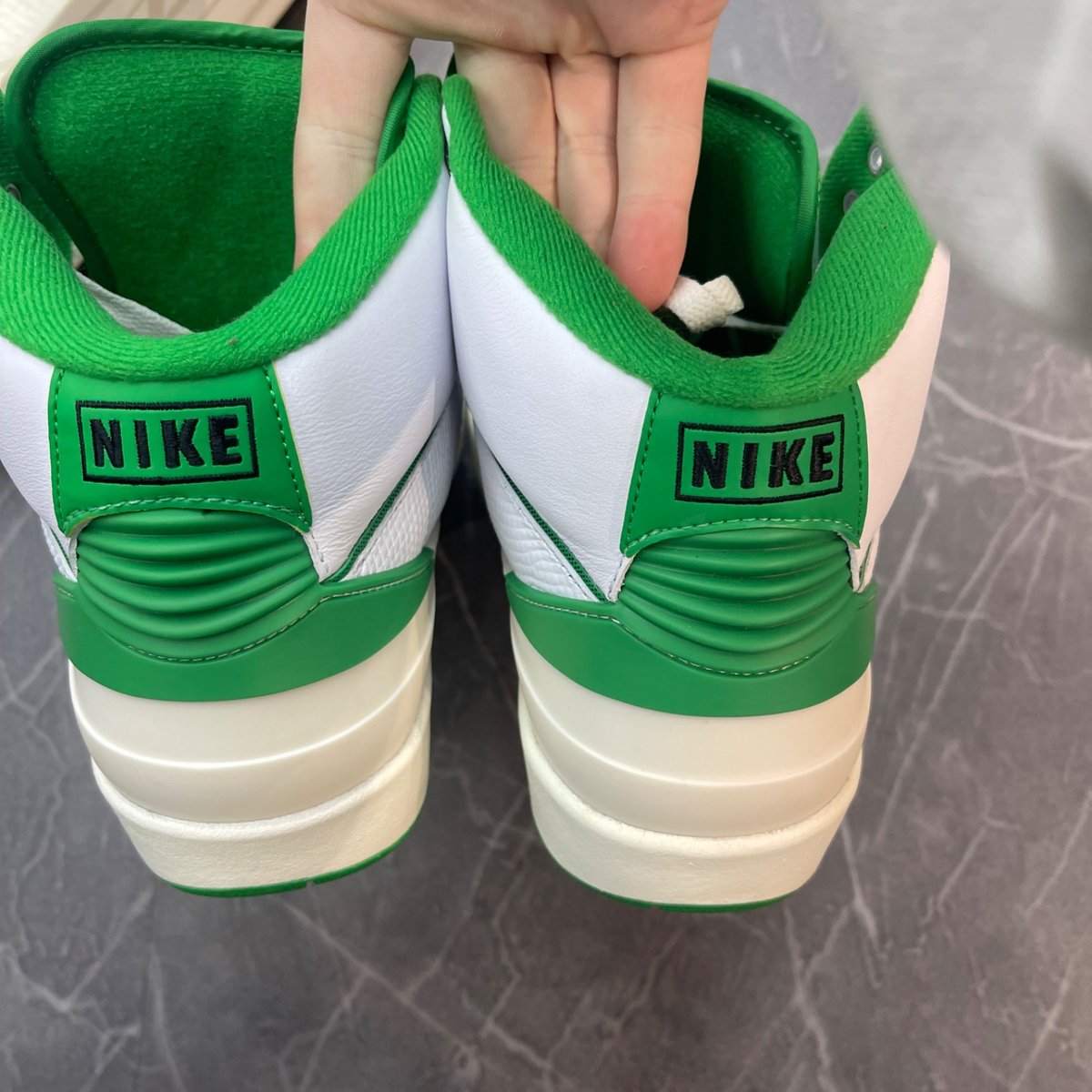Jordan 2 Retro Lucky Green (Size 10) (Lightly Worn)