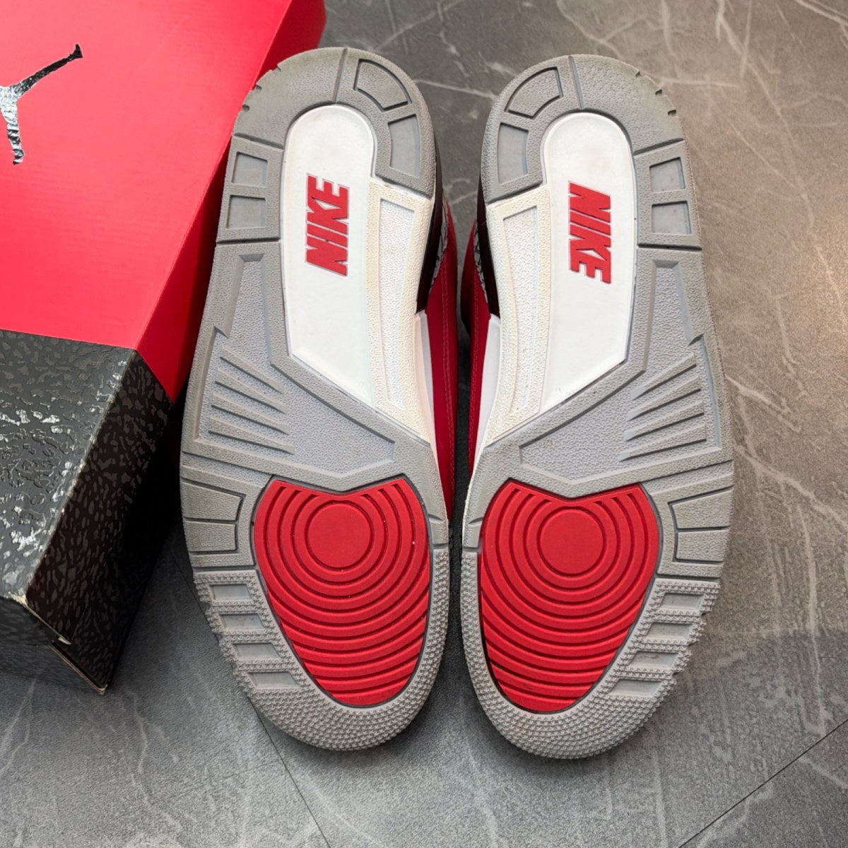 Jordan 3 Retro SE Unite - Image 4