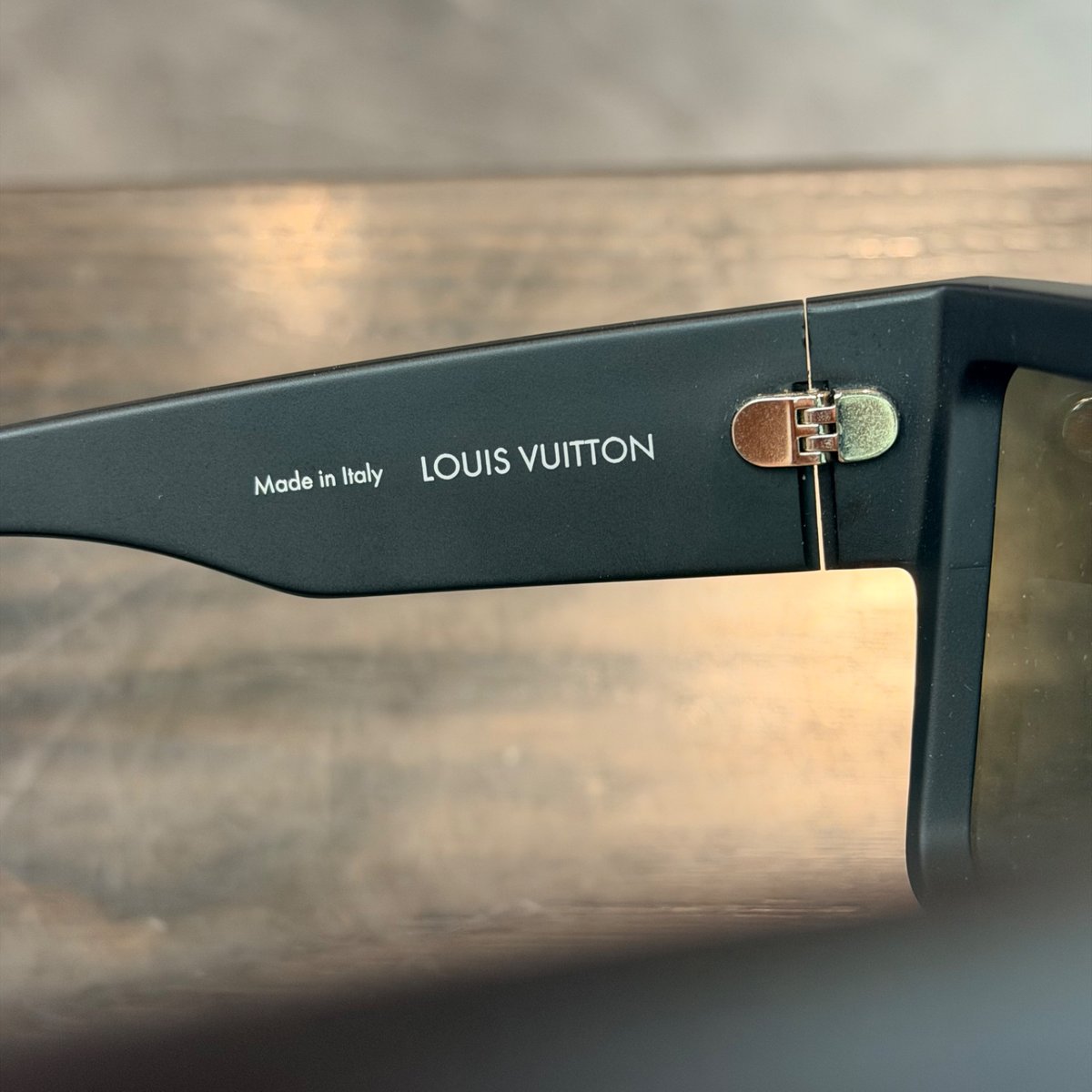 Louis Vuitton LV Waimea L Sunglasses - Image 5