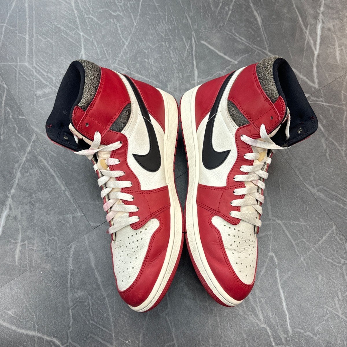 Jordan 1 Retro High OG Chicago Lost and Found - Image 2