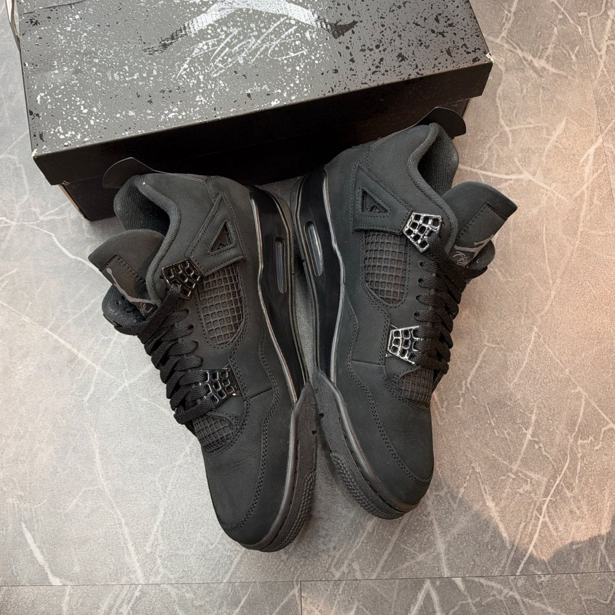 Jordan 4 Retro Black Cat (2025) (Size 9.5) (VNDS)