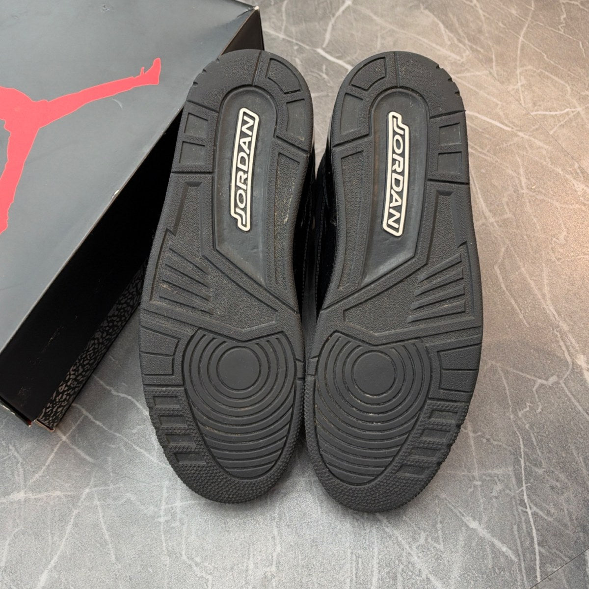 Jordan 3 Retro Black Cat (2025) - Image 4