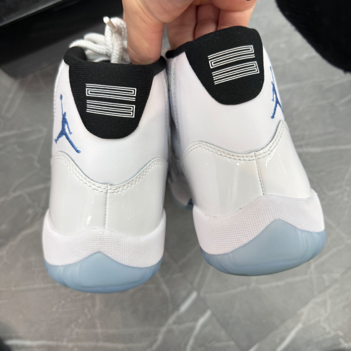 Jordan 11 Retro Legend Blue (2024) - Image 5