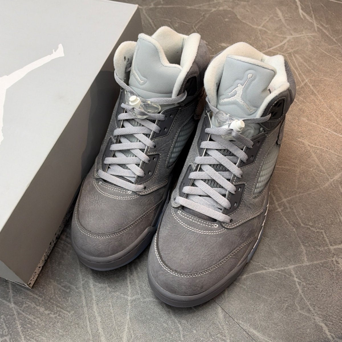 Jordan 5 Retro Wolf Grey (2026) (Size 10) (VNDS)