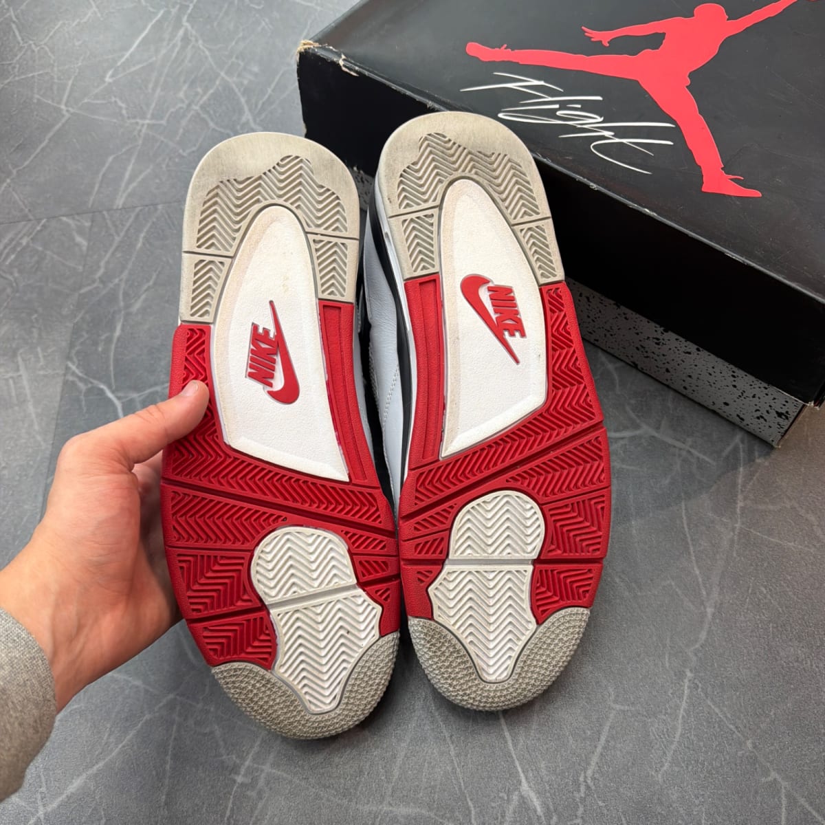 Jordan 4 Retro Fire Red (2020) (Size 12) (Lightly Worn)
