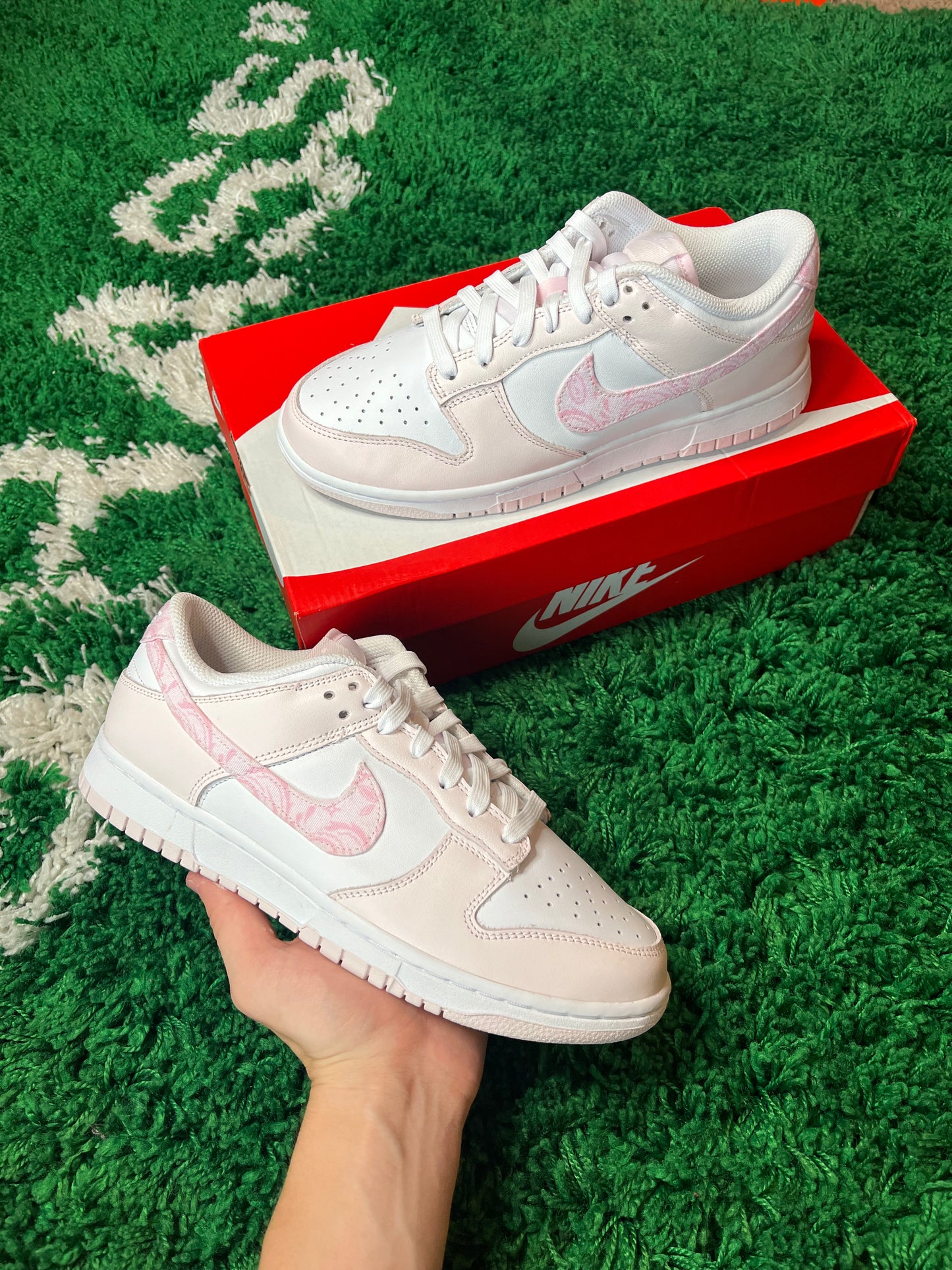 Nike Dunk “Paisley Pink”