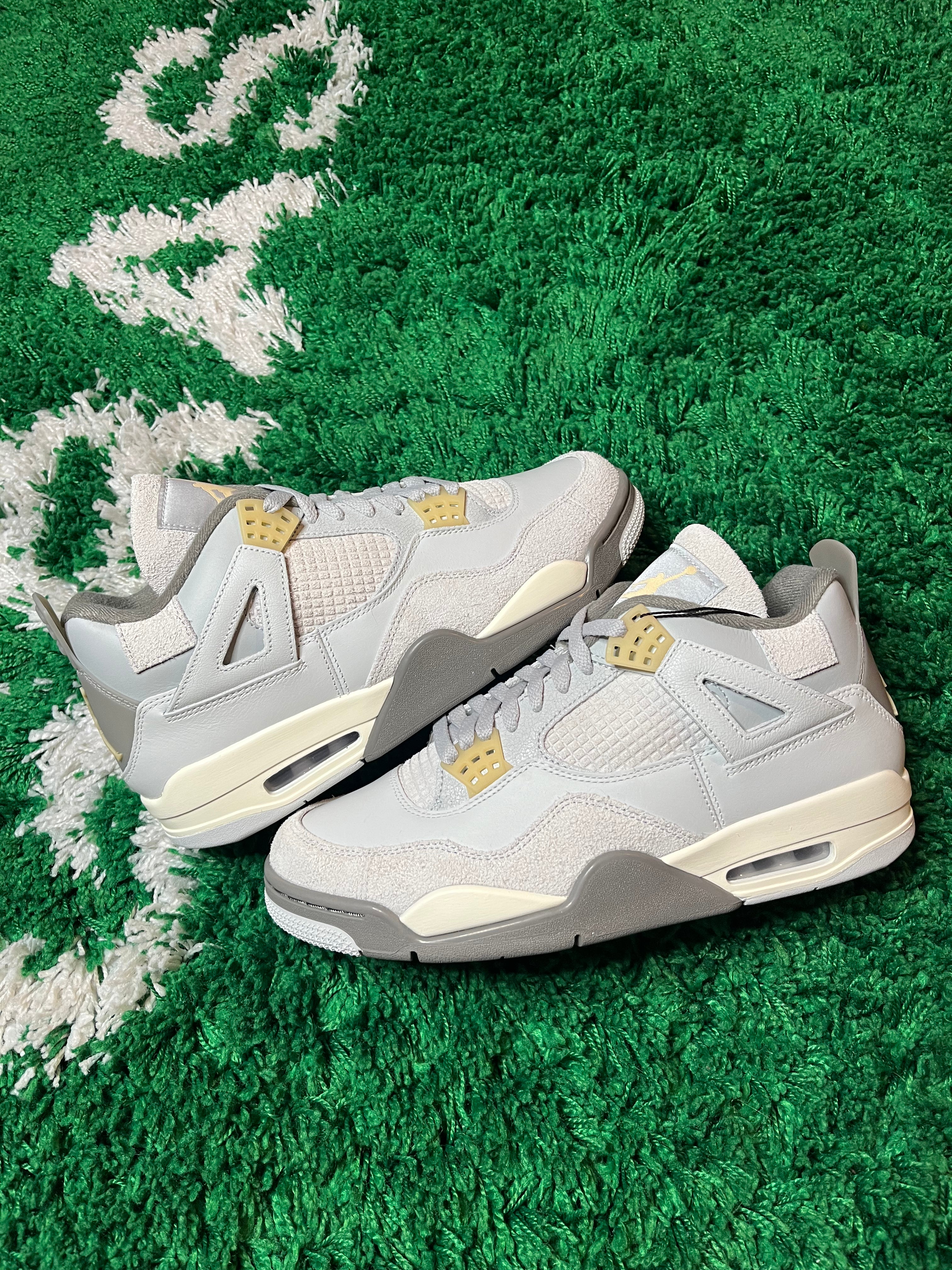 Jordan 4 “Photon Dust”